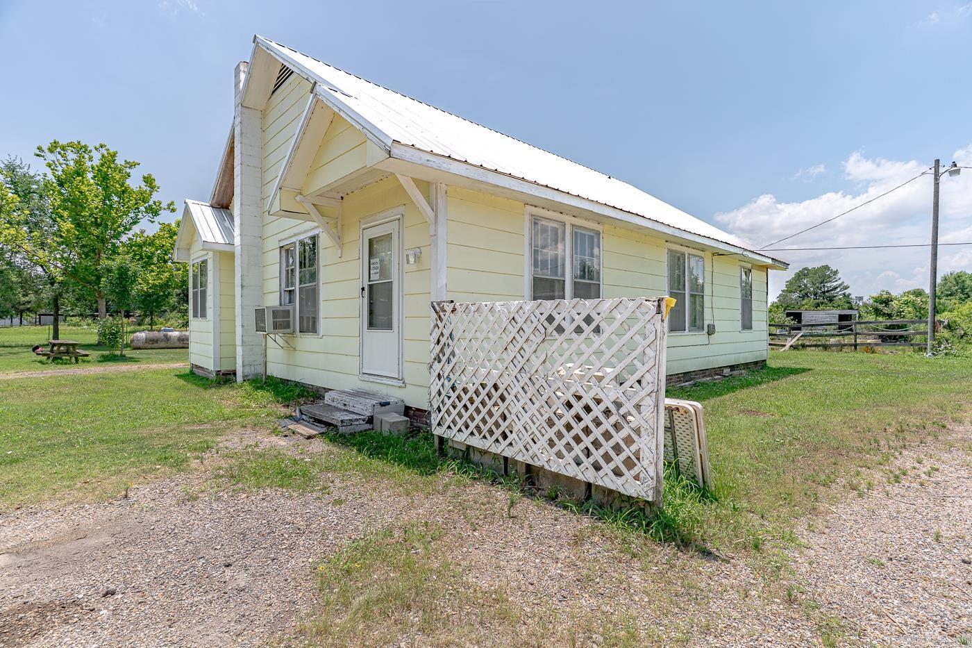 769 County Road 155  Corning, AR