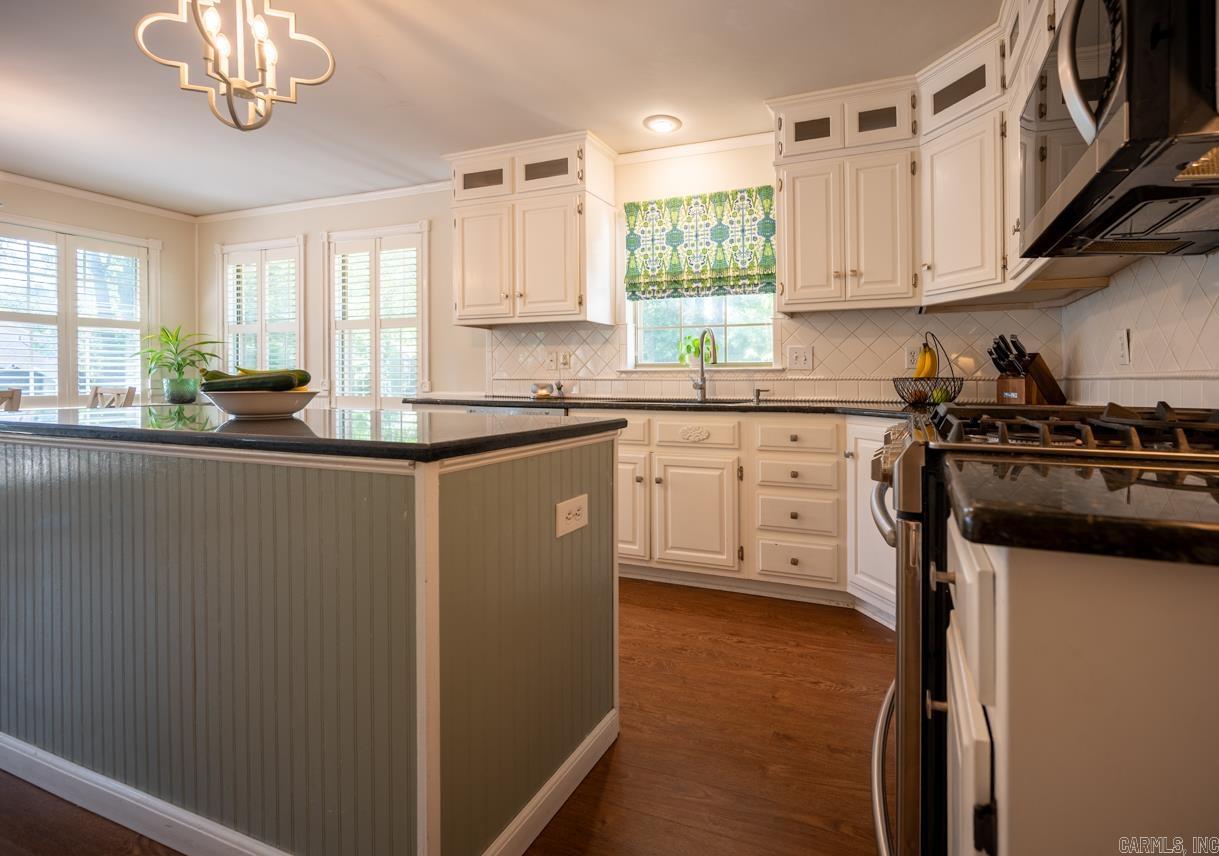 8210 Windsor Valley  North Little Rock, AR