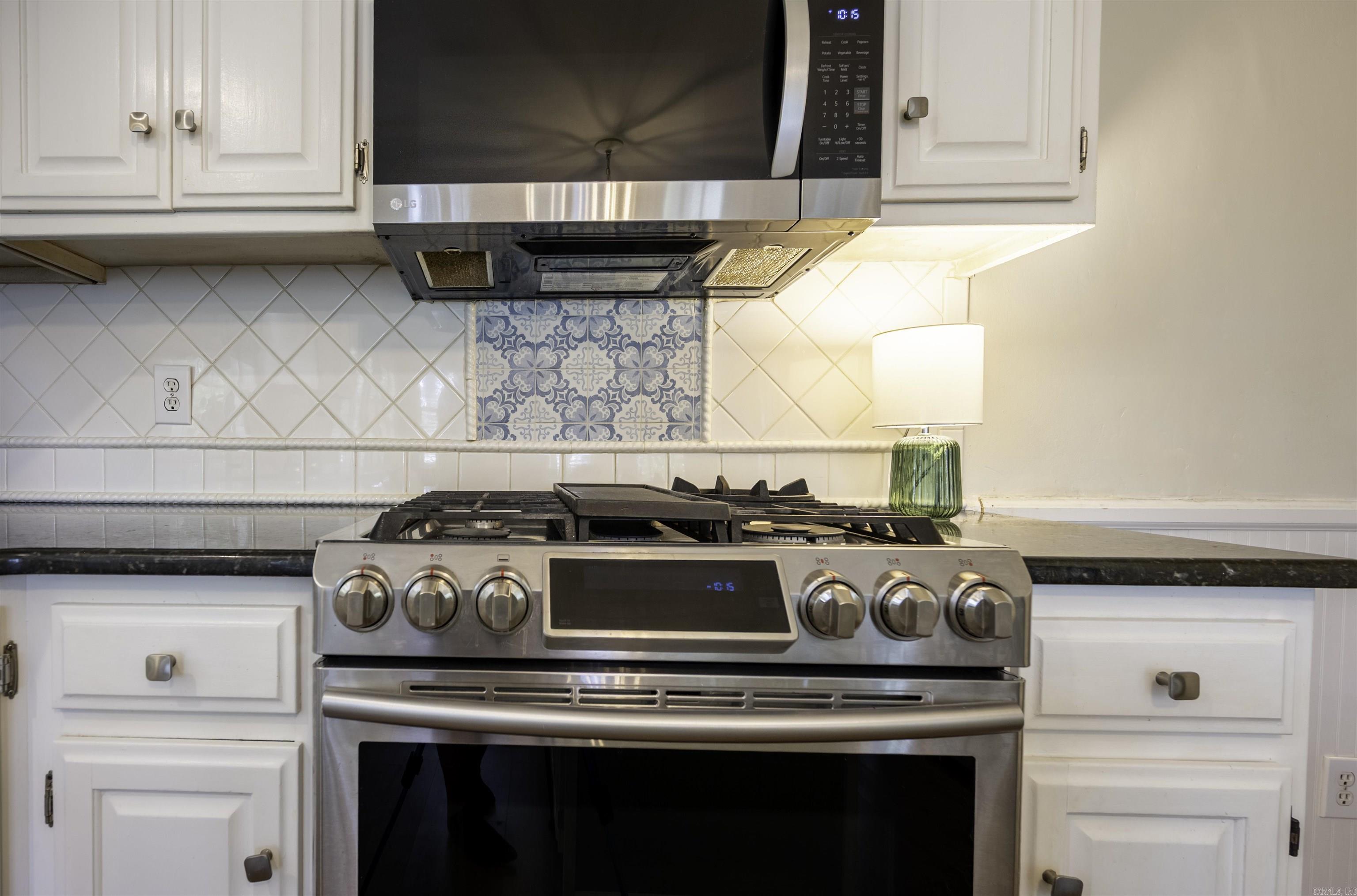 8210 Windsor Valley  North Little Rock, AR