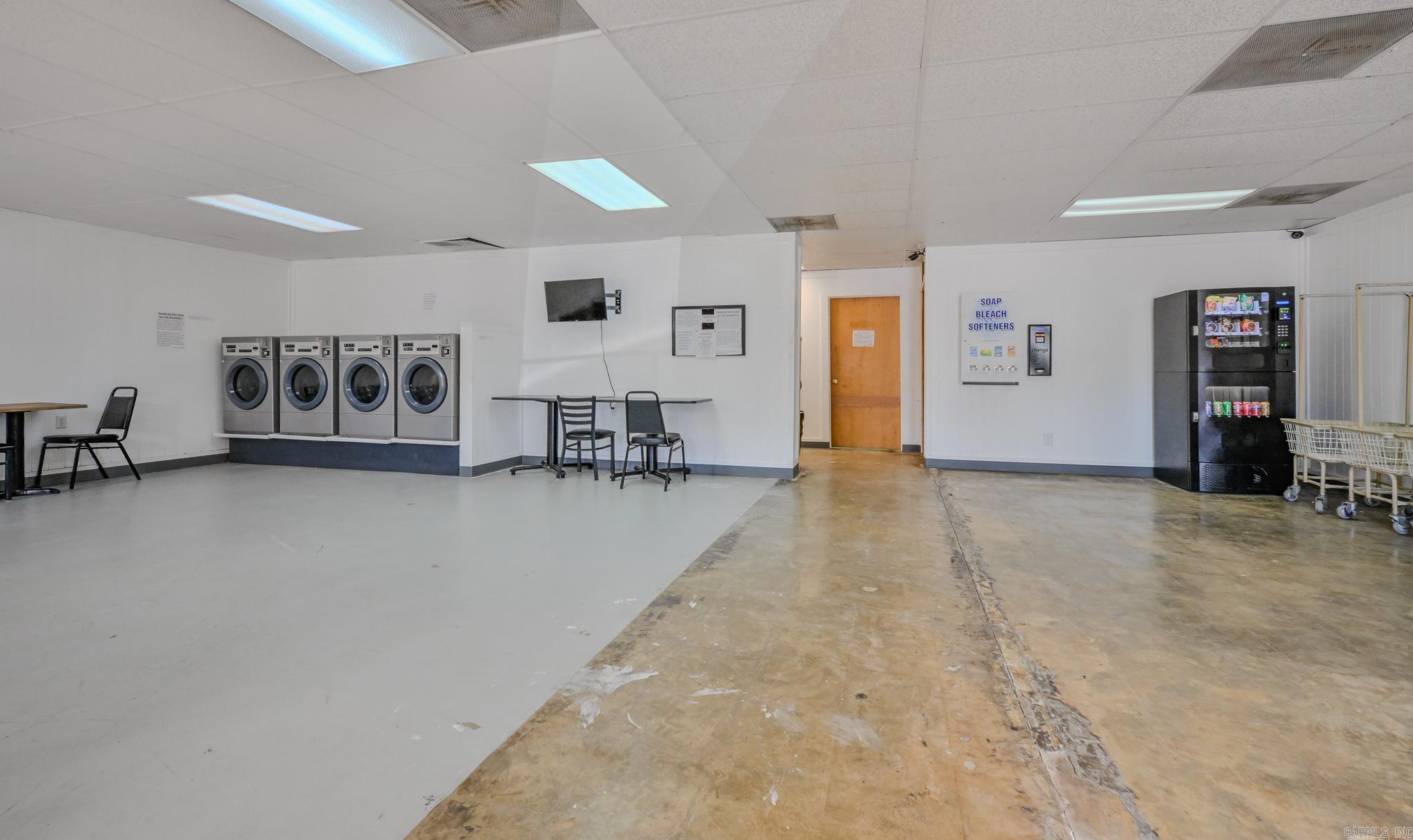 5569 Highway 71 South  Cove, AR