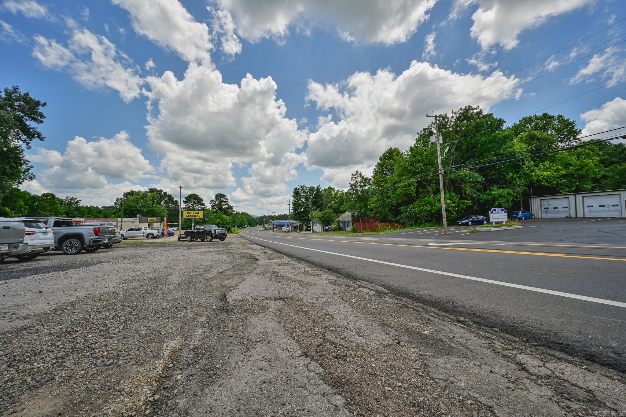 5569 Highway 71 South  Cove, AR