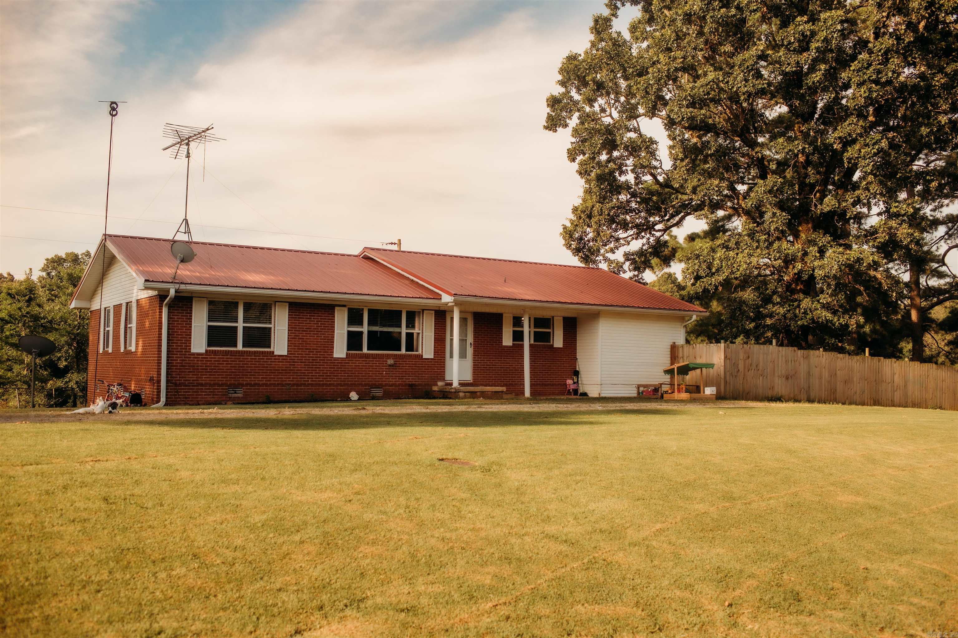 232 County Road 440  Piggott, AR