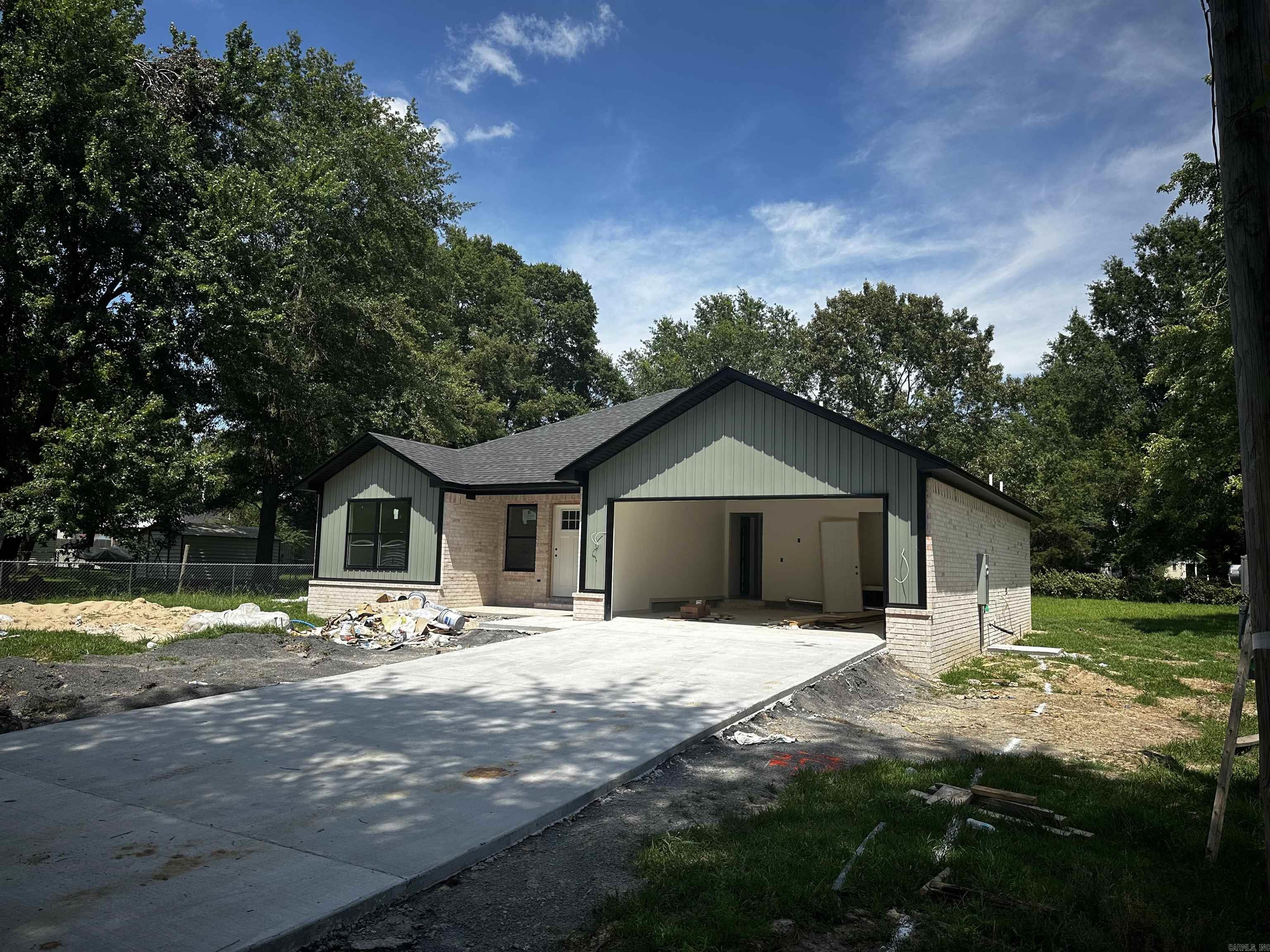 410 N Cedar St  Beebe, AR