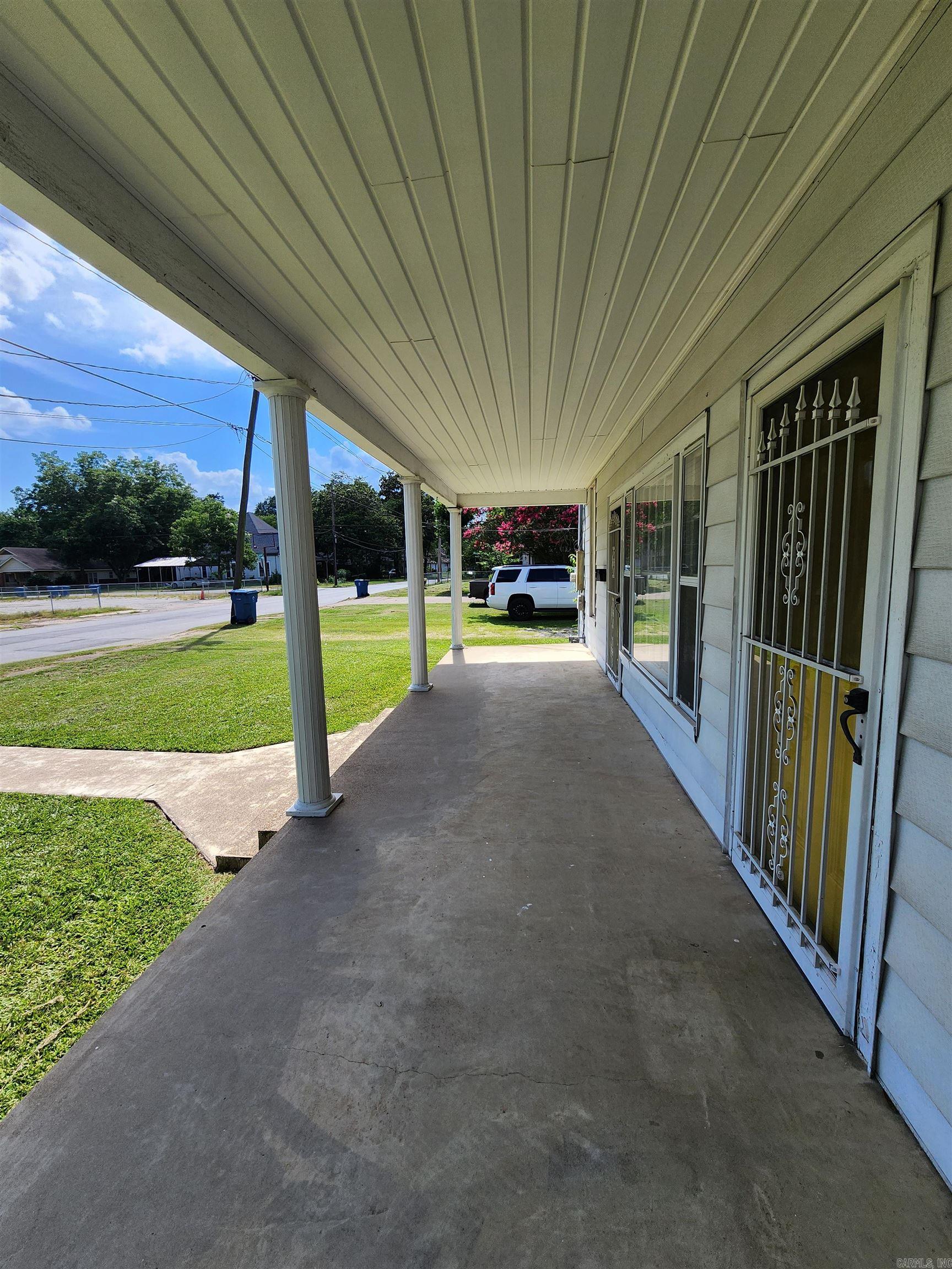 124 W Sullenberger Ave  Malvern, AR