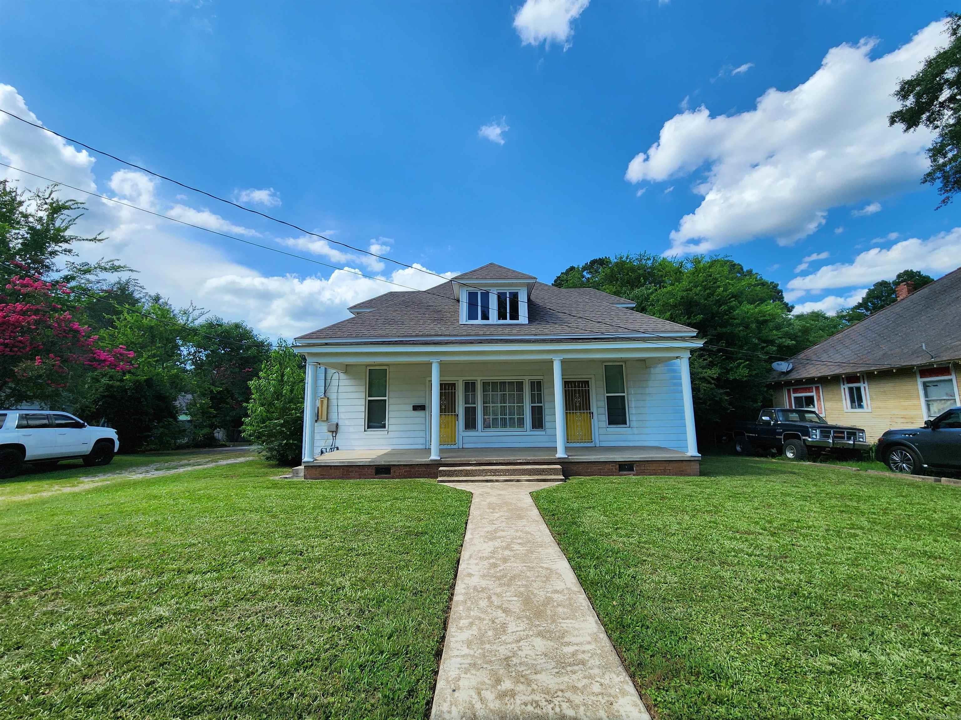 124 W Sullenberger Ave  Malvern, AR