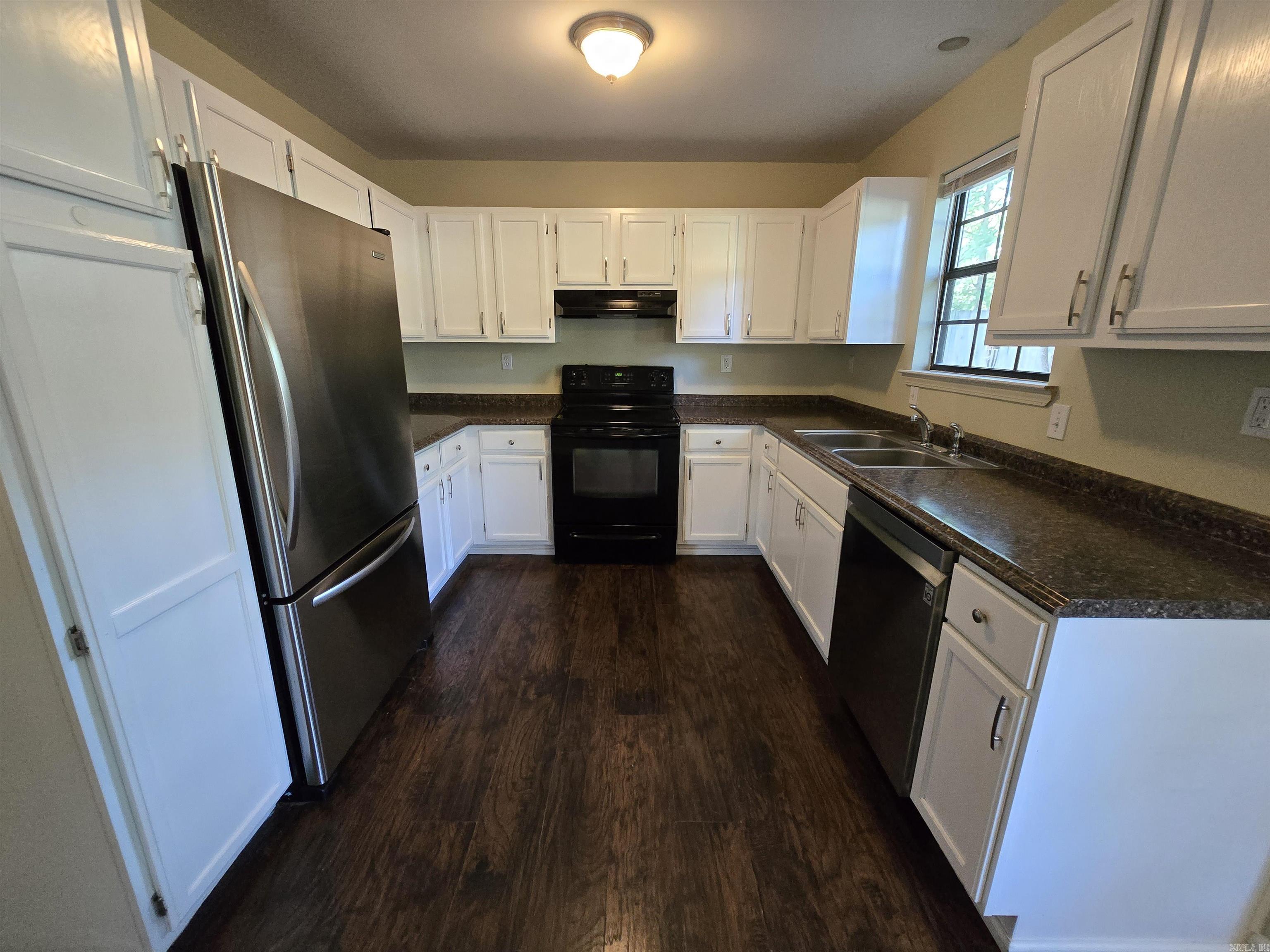 14808 White Oaks Lane  Mabelvale, AR