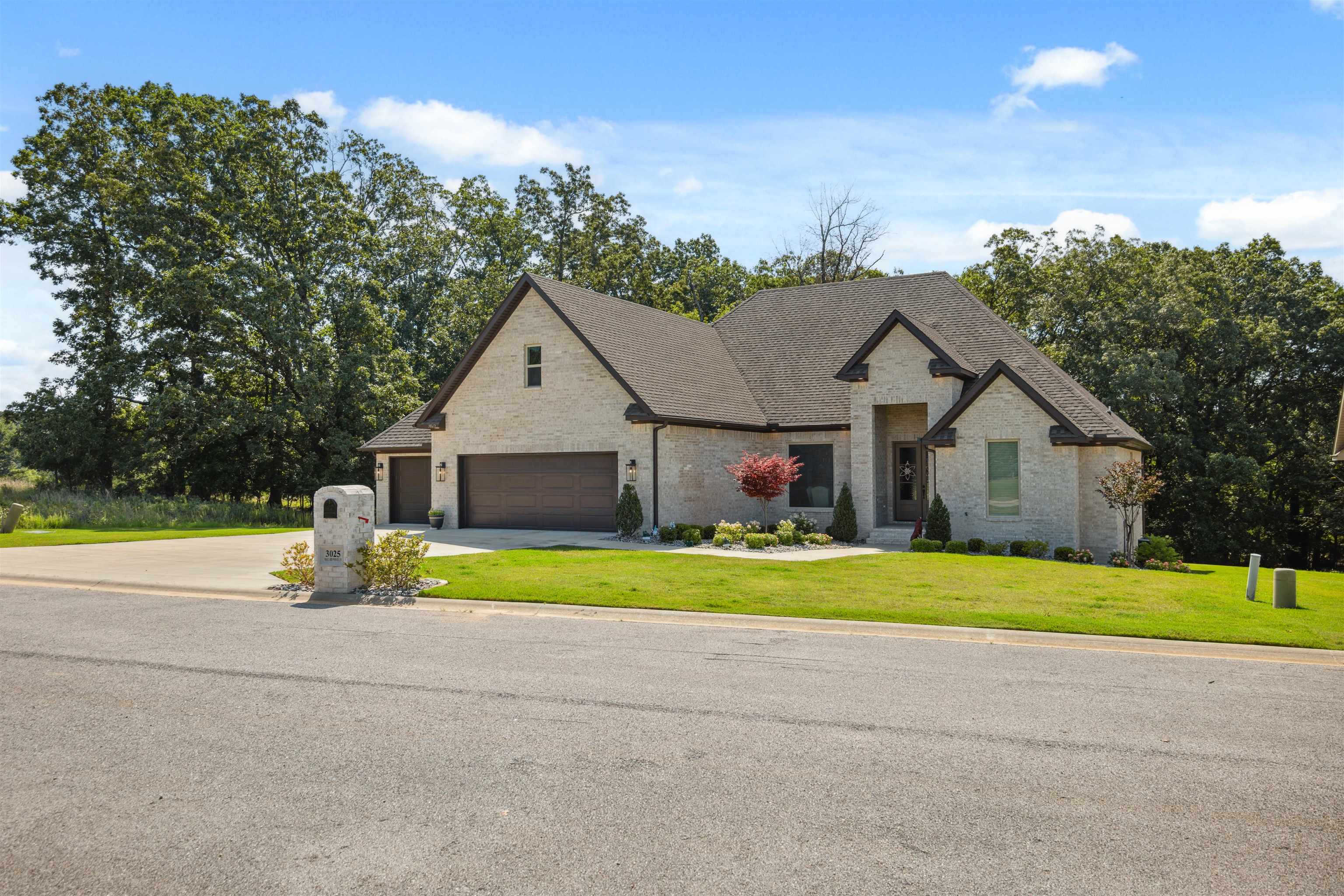 3025 Mallard Pointe Ln  Jonesboro, AR