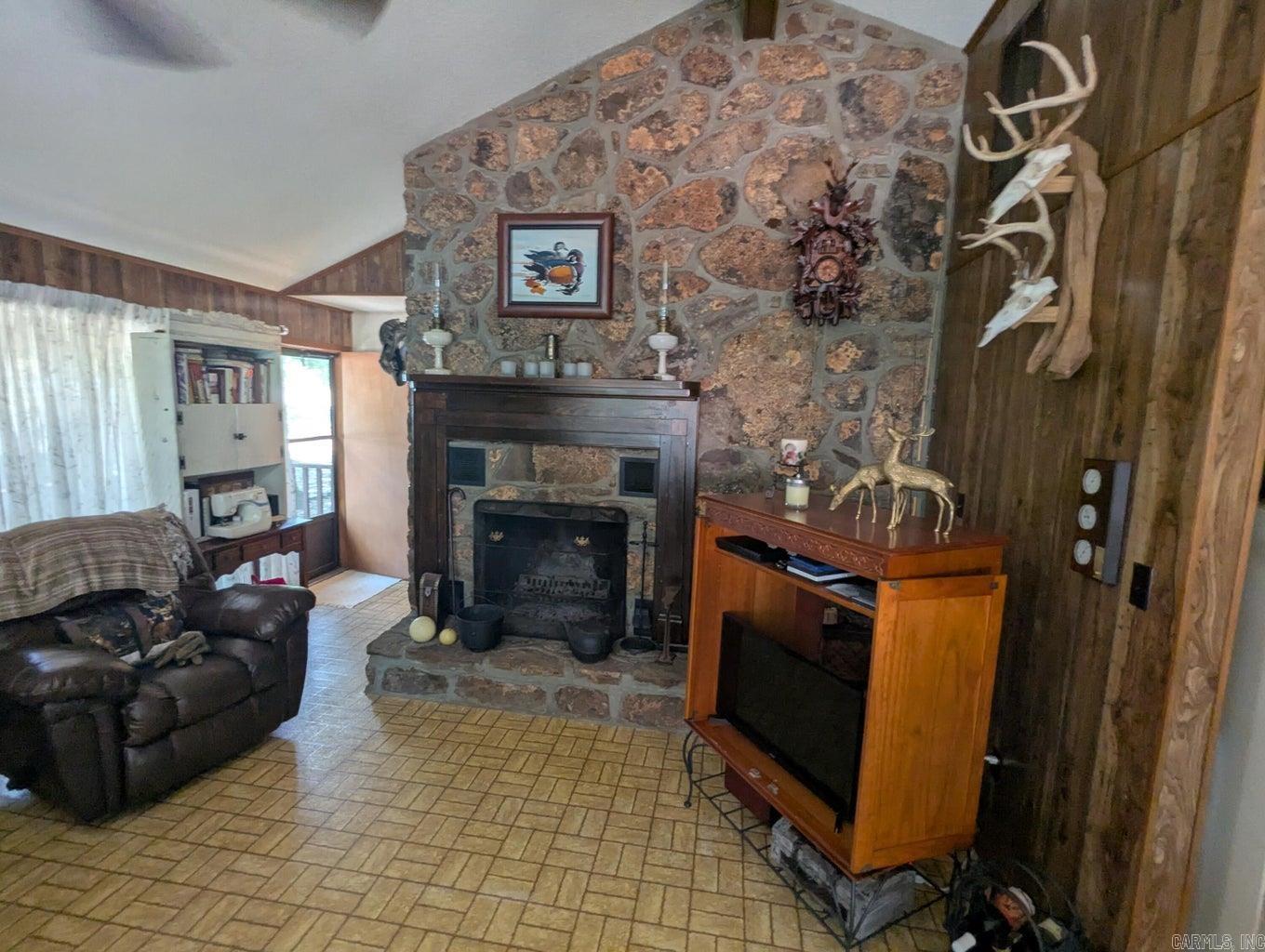 100 Osage  Edgemont, AR