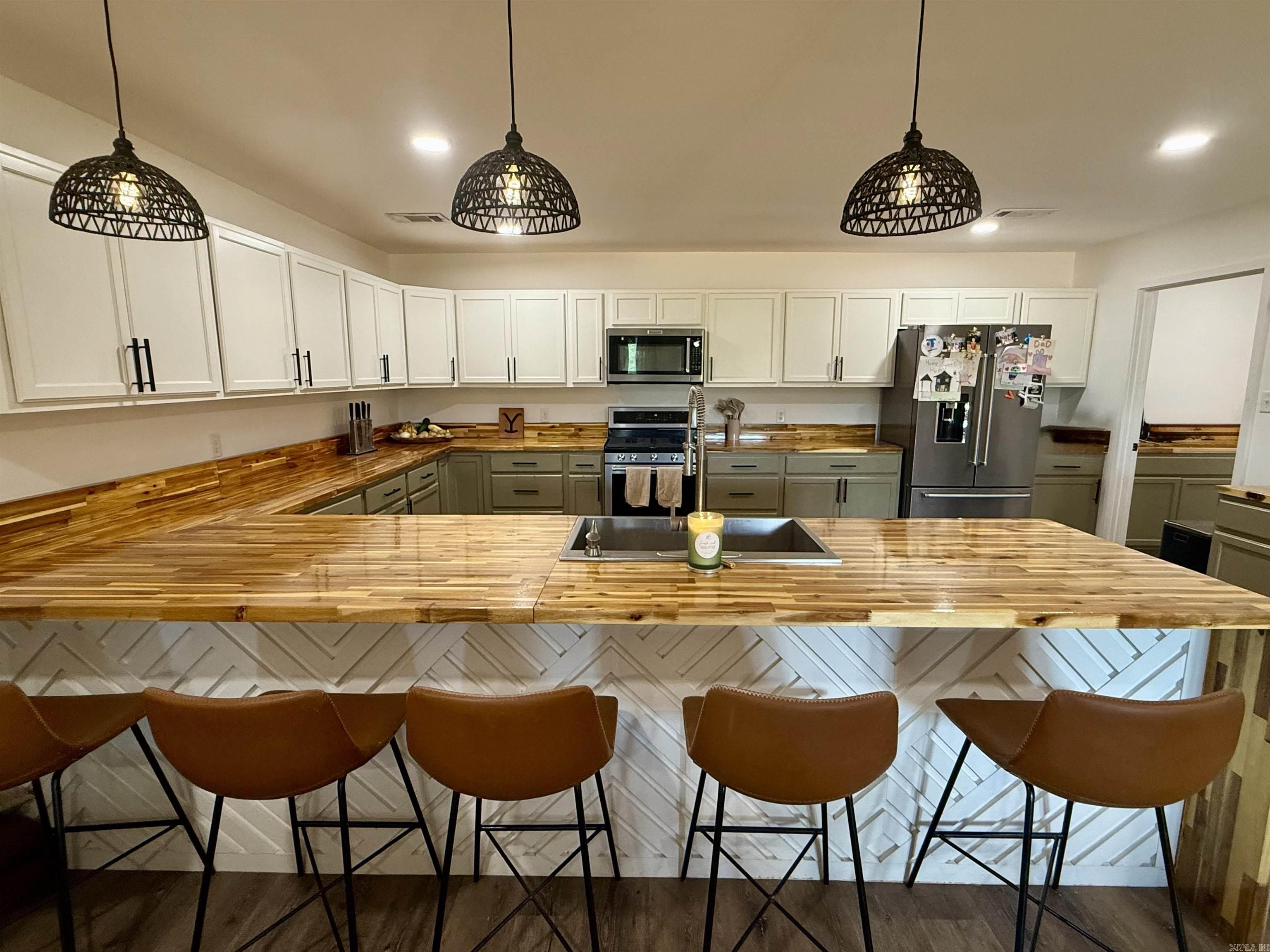 1101 PR FAM LANE  Traskwood, AR