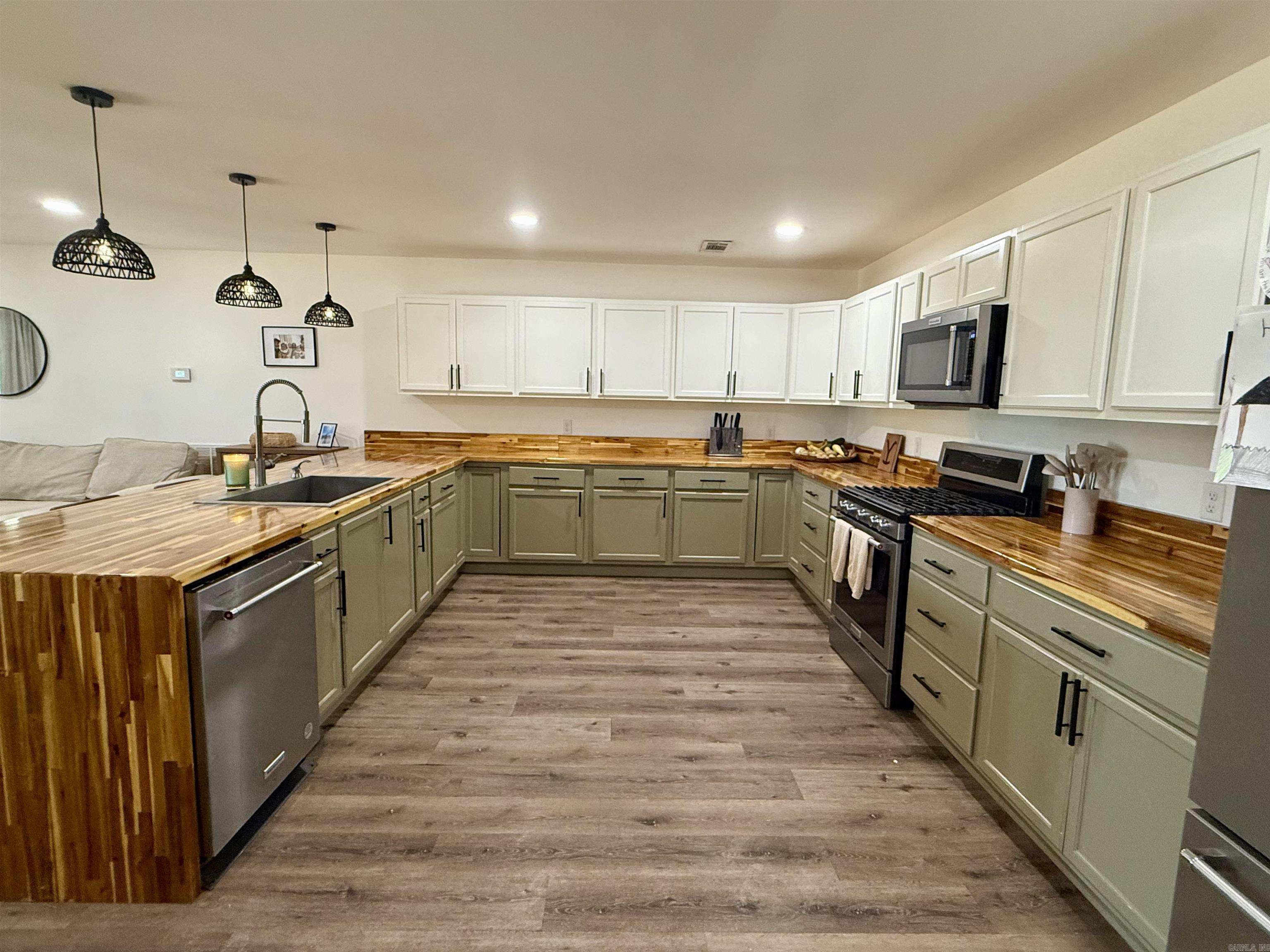 1101 PR FAM LANE  Traskwood, AR