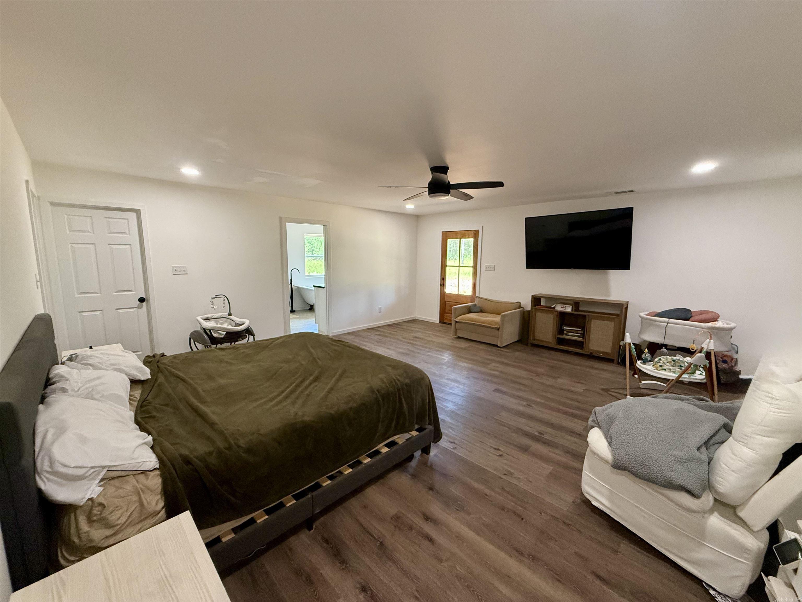 1101 PR FAM LANE  Traskwood, AR