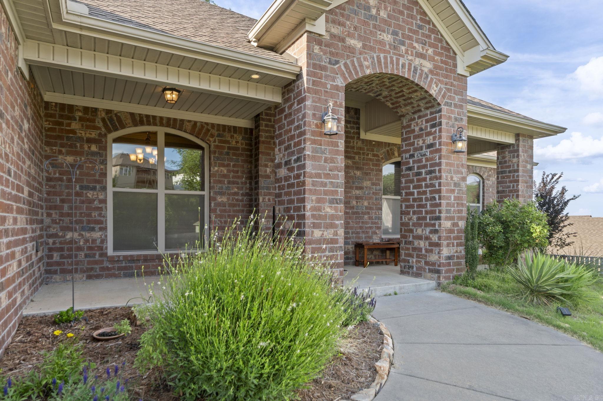 18720 Lochridge  Little Rock, AR