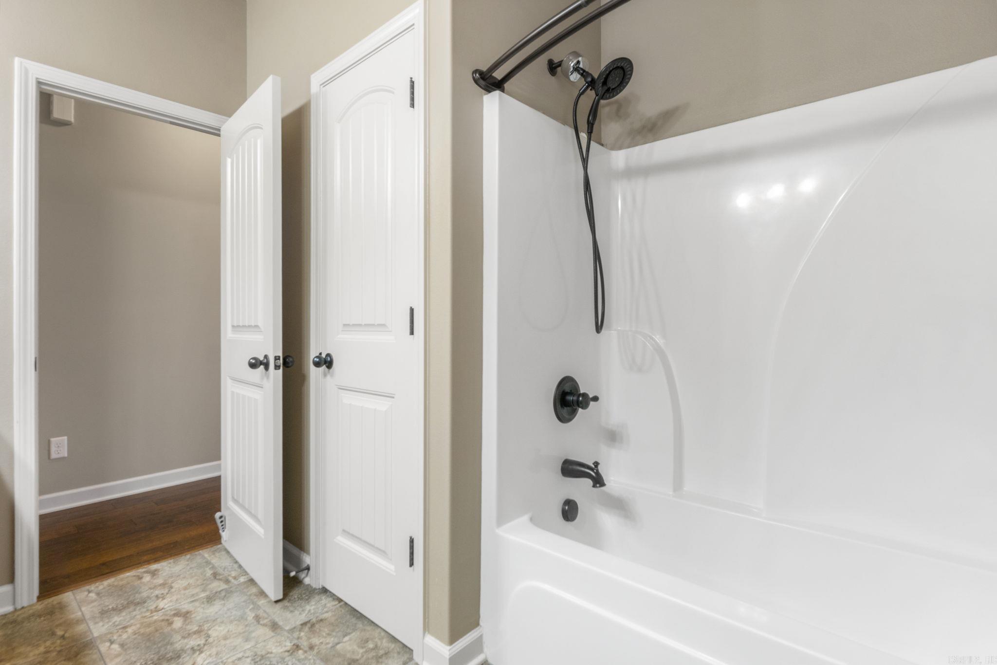 18720 Lochridge  Little Rock, AR