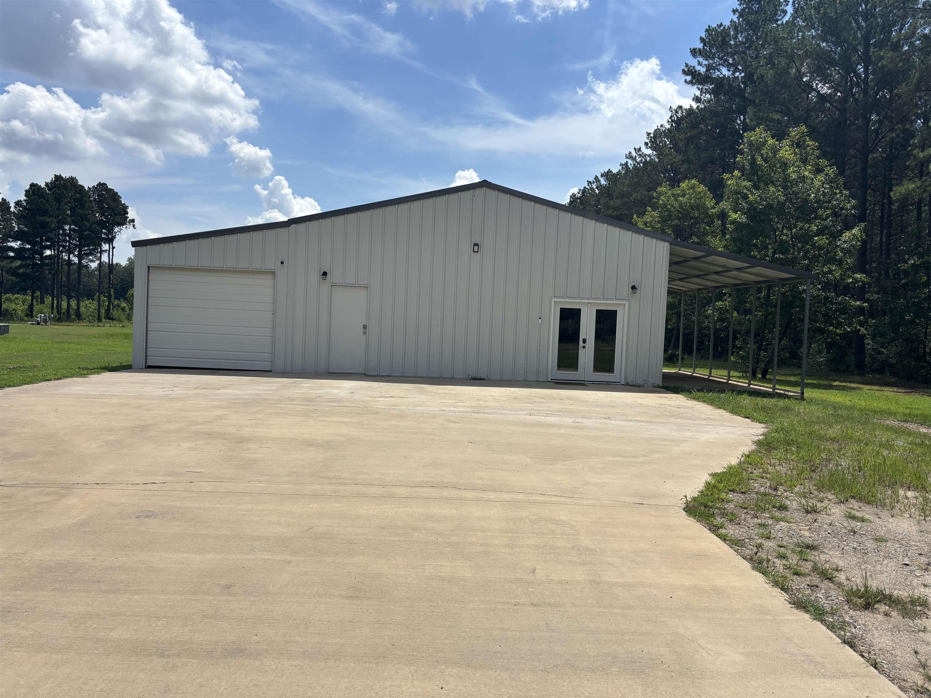 225 Donnie Holt Road  McRae, AR