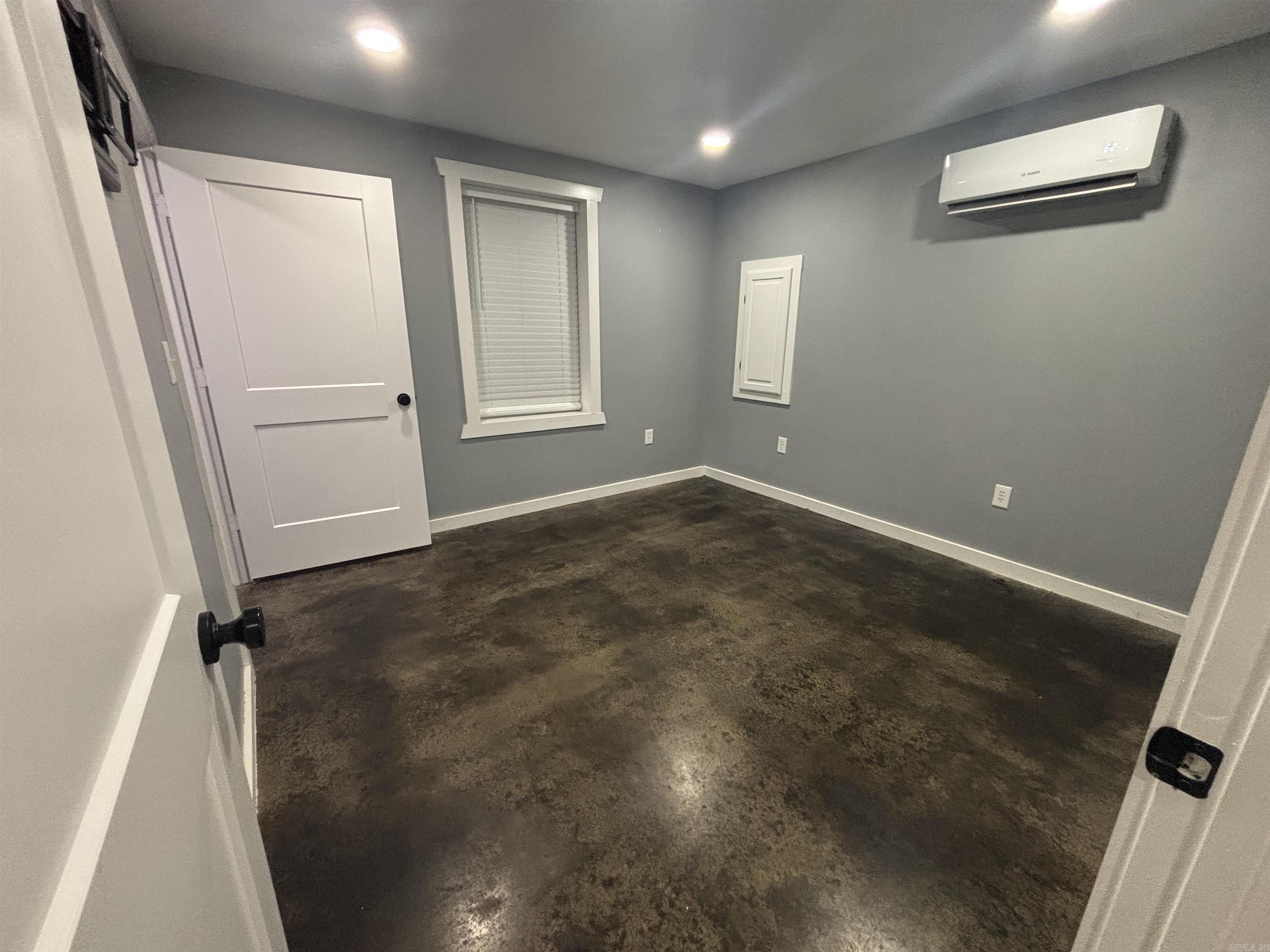 225 Donnie Holt Road  McRae, AR