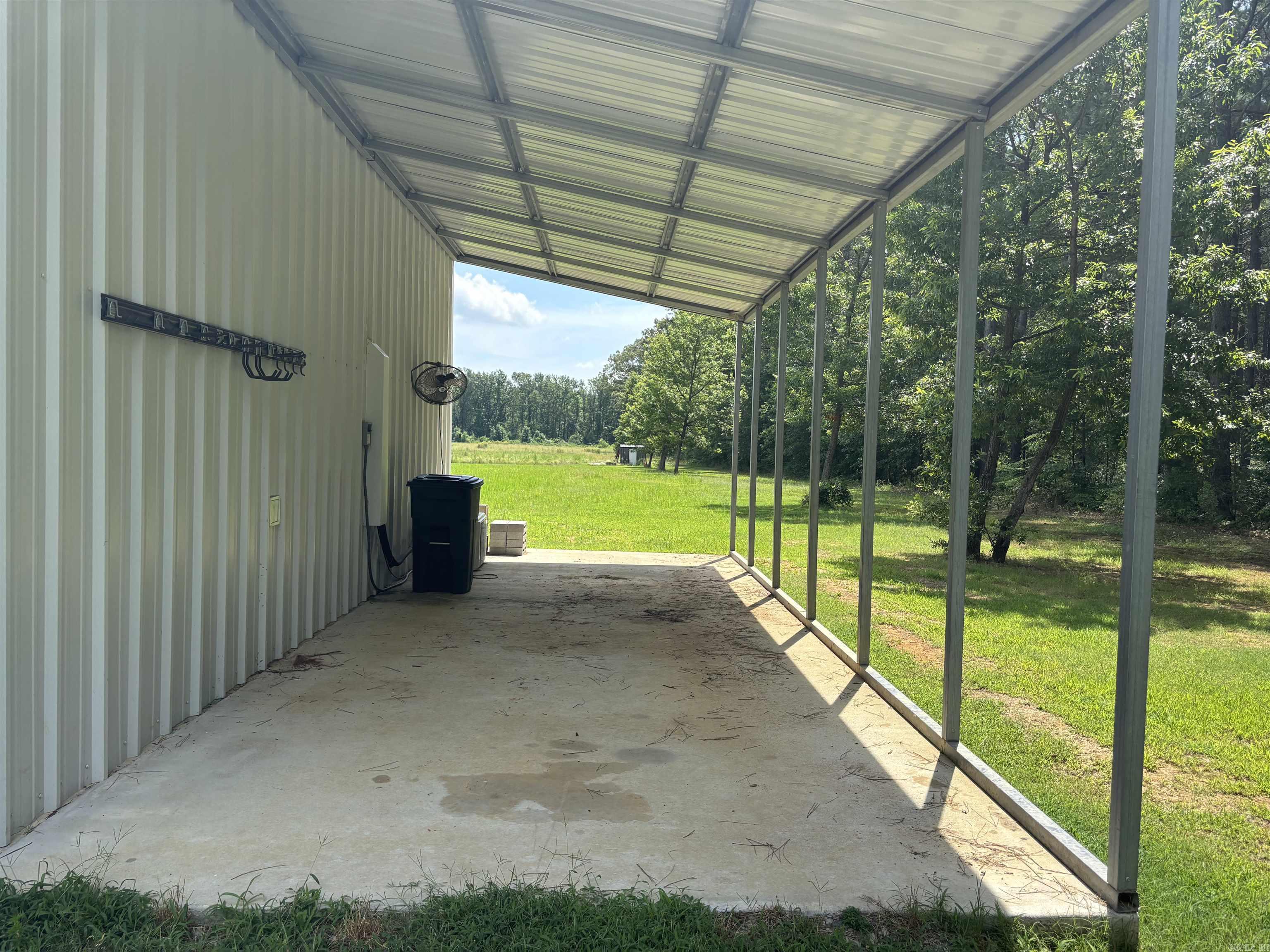 225 Donnie Holt Road  McRae, AR