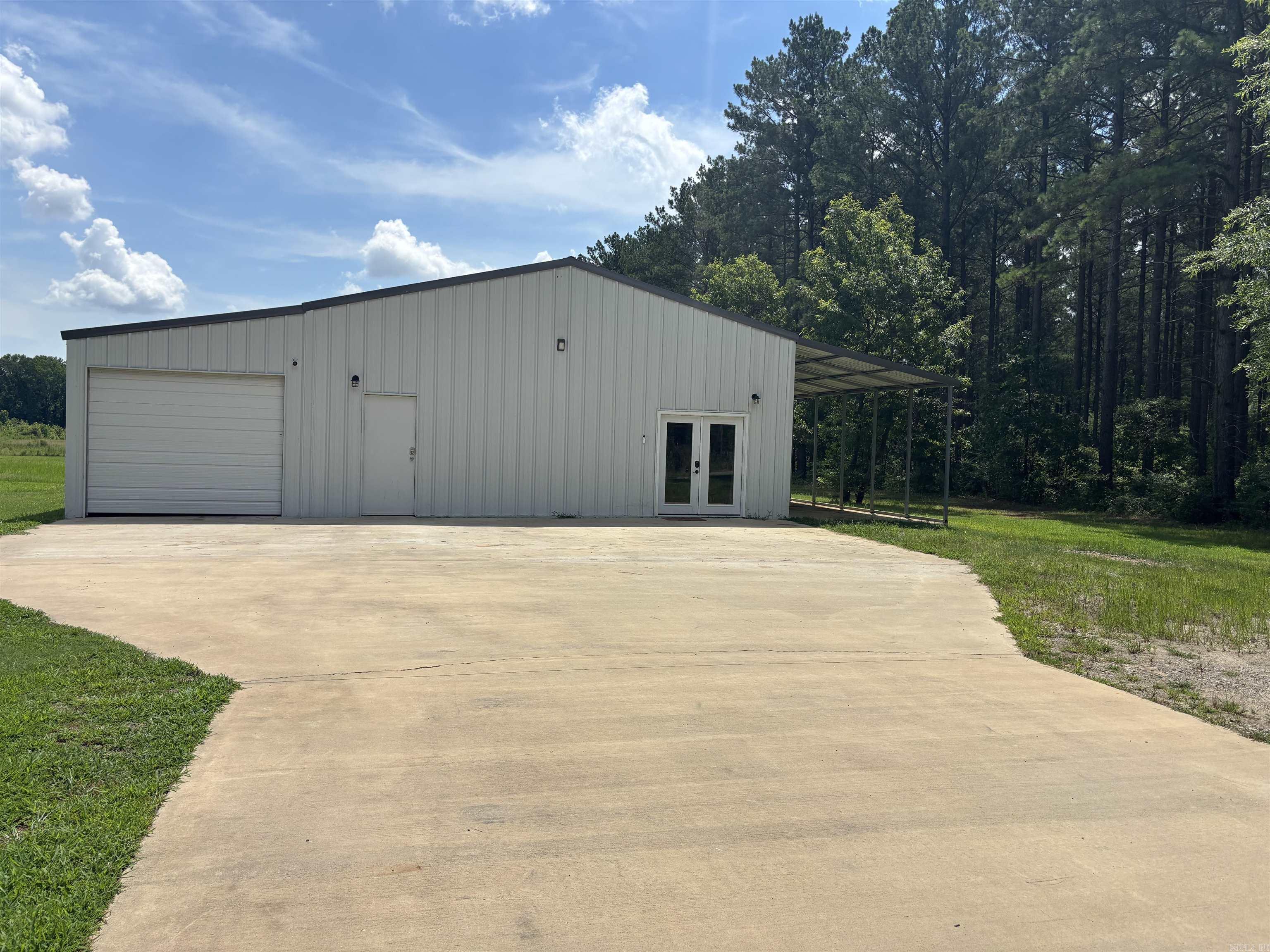 225 Donnie Holt Road  McRae, AR