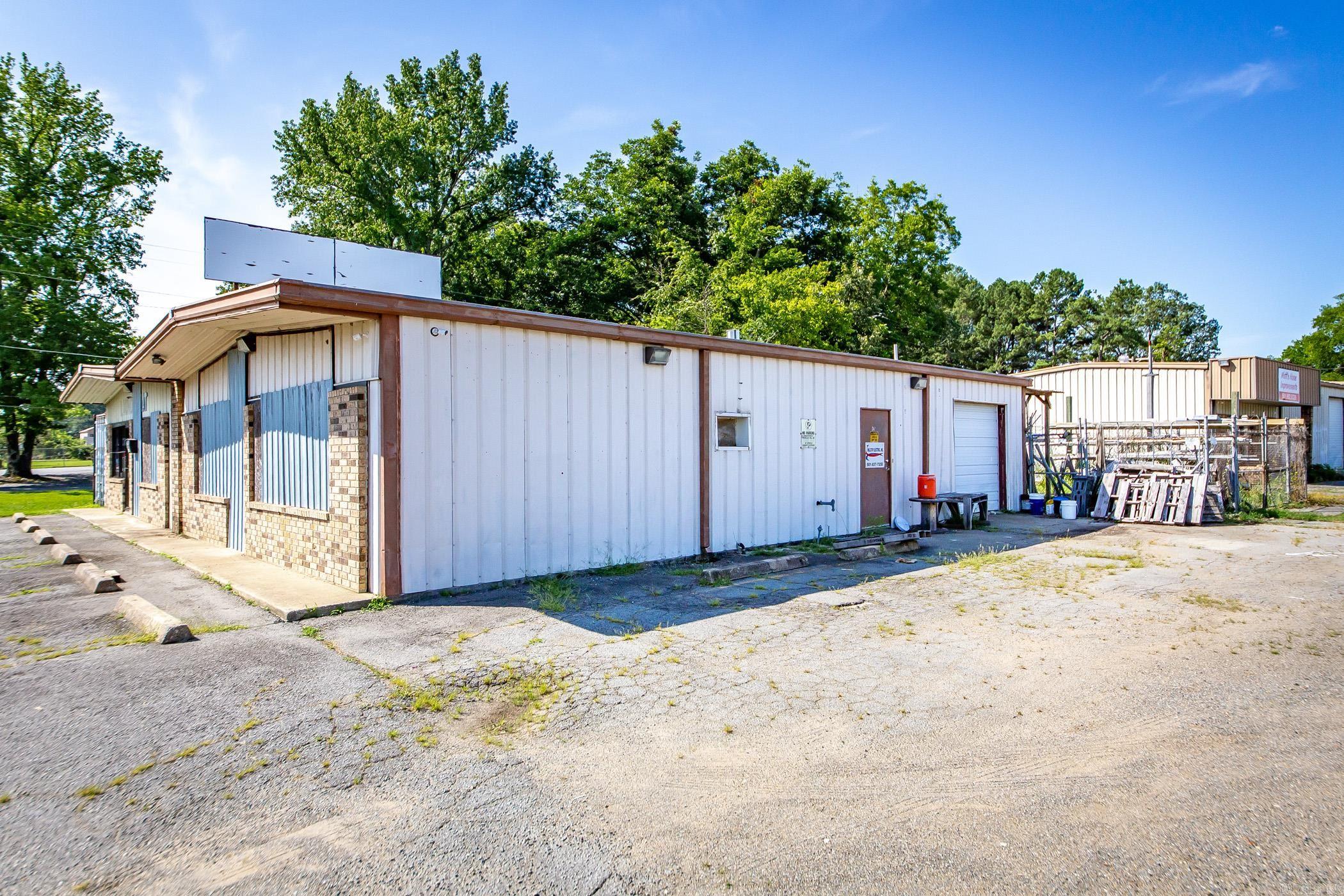 201 E Center St  Jacksonville, AR