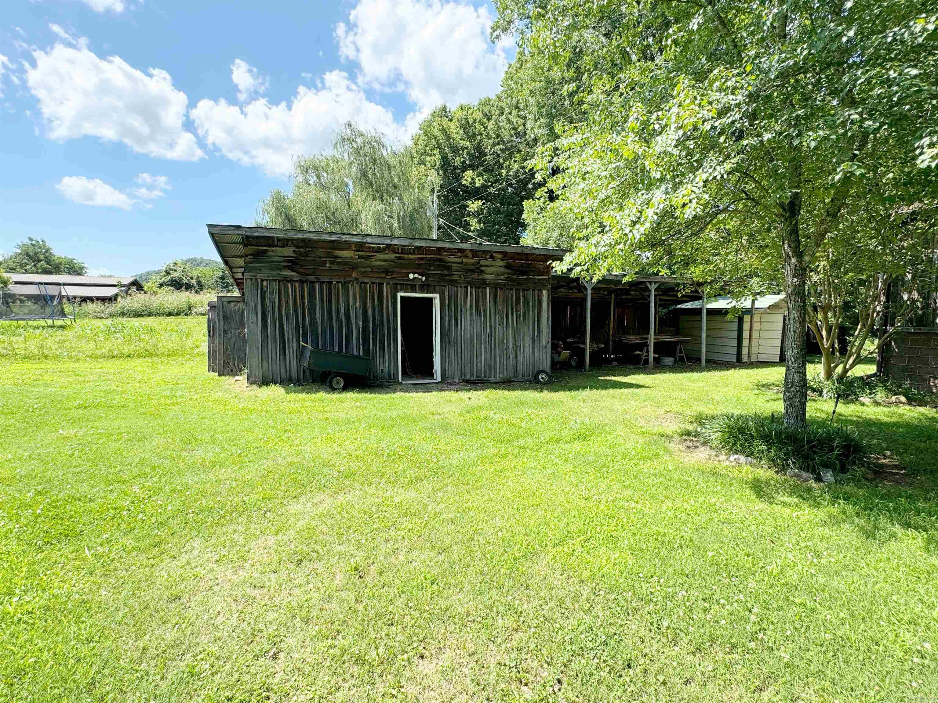 681 Jellon Dr  Mountain View, AR