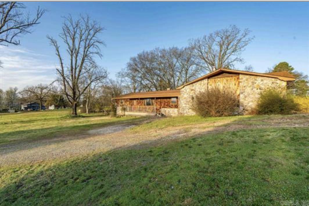 130 S Persimmon  Hot Springs, AR