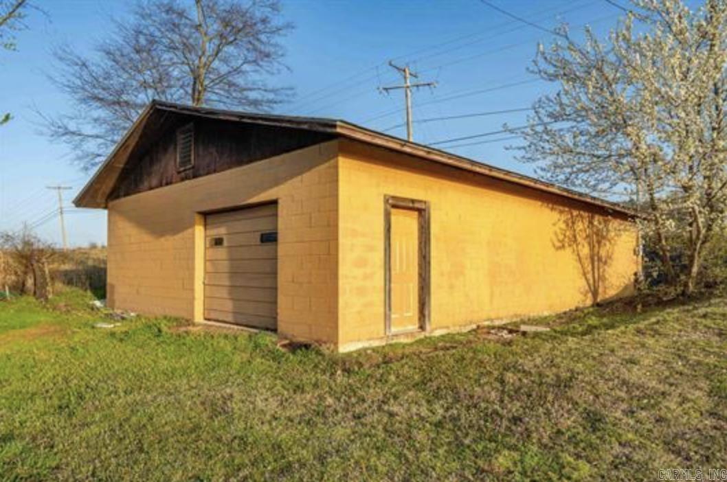 130 S Persimmon  Hot Springs, AR