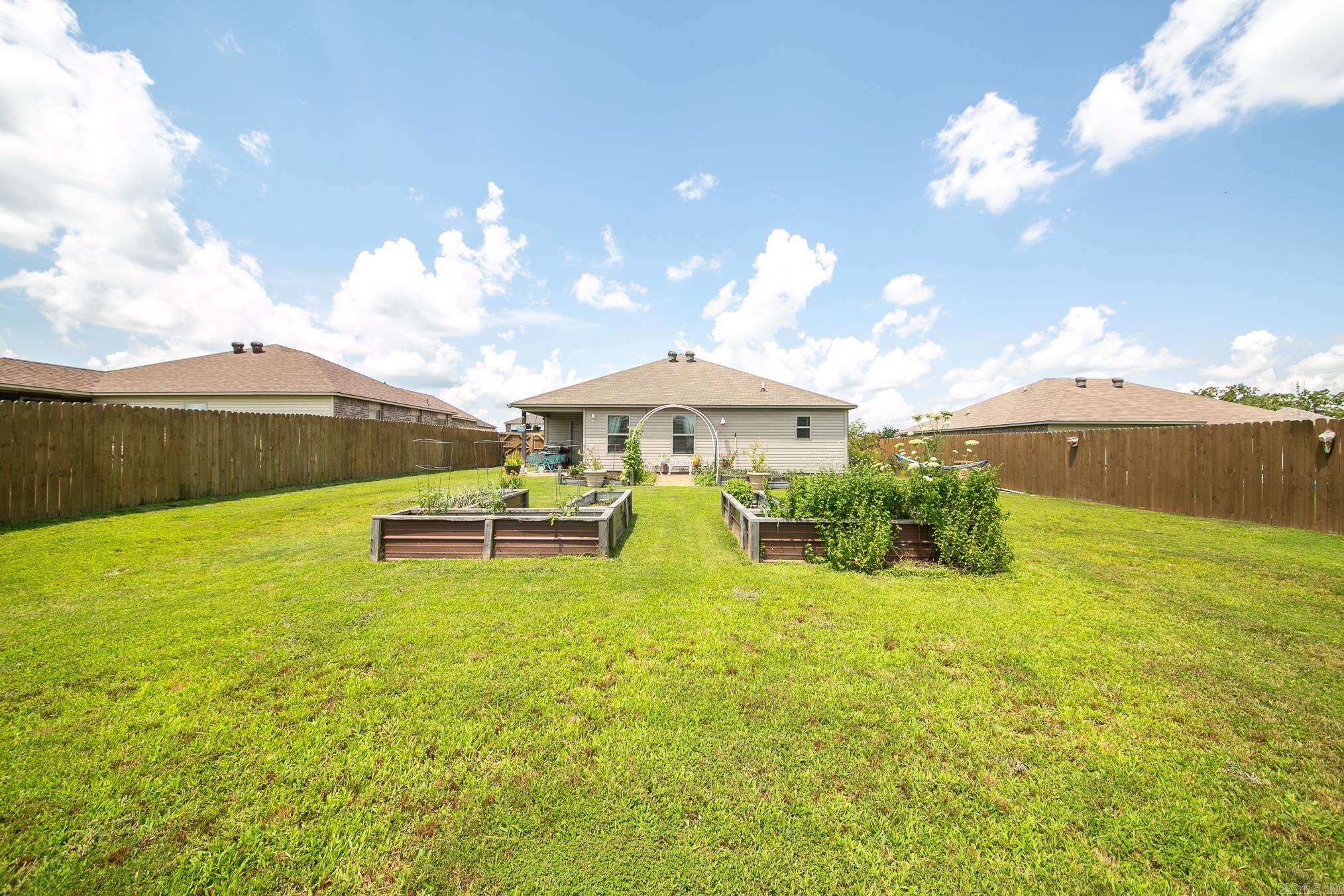 948 Pinehurst  Cabot, AR