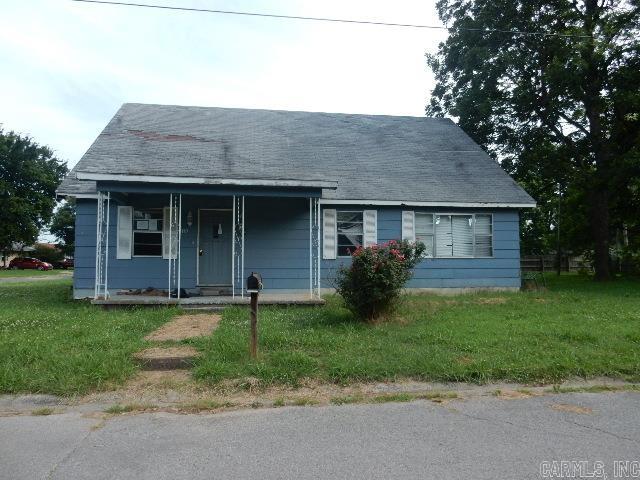1110 W 10th  Caruthersville, MO