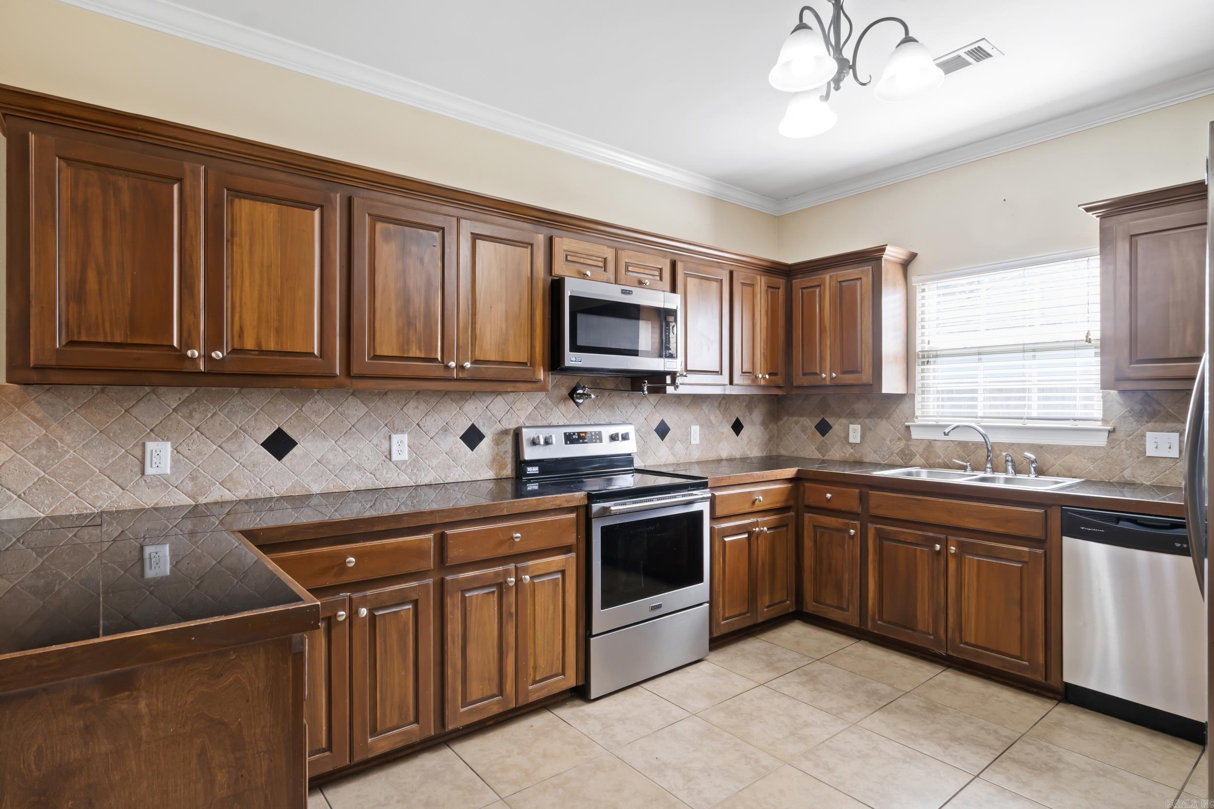5712 Heritage Heights  Benton, AR