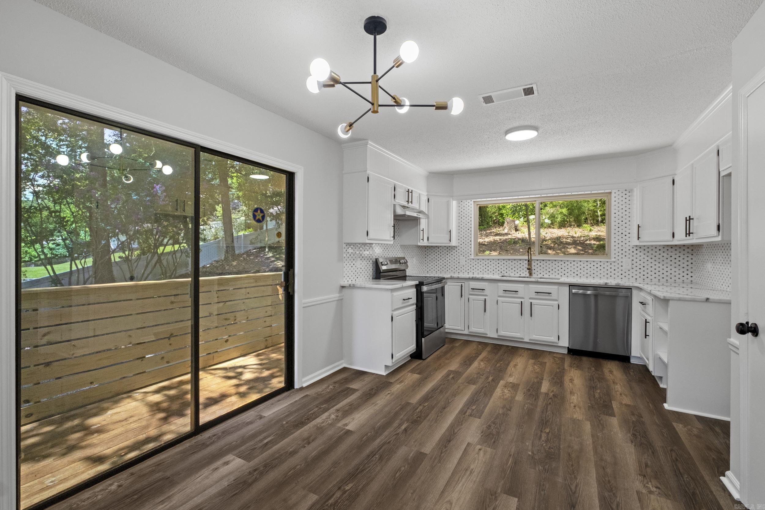 9 Brookfield Cove  Little Rock, AR
