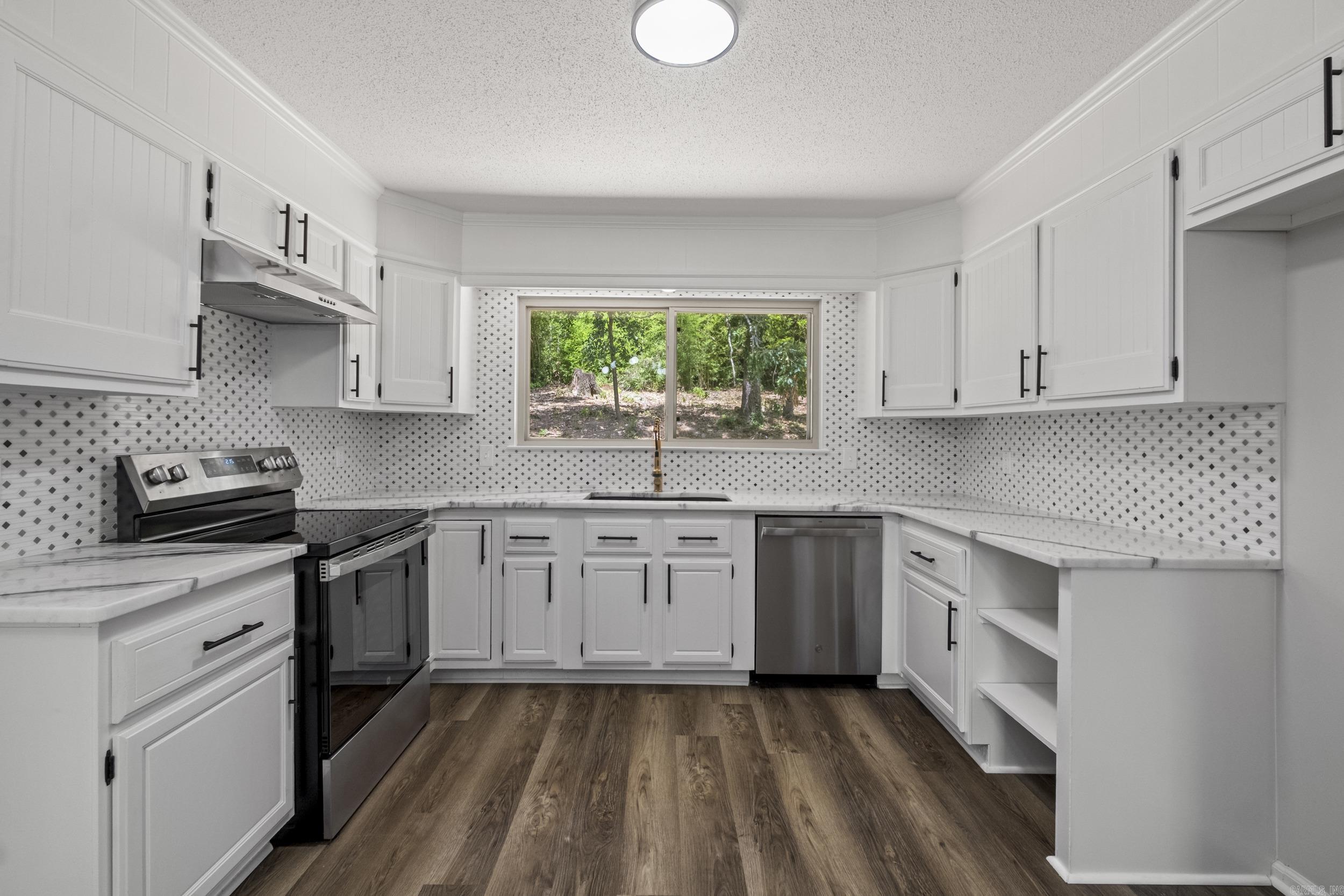 9 Brookfield Cove  Little Rock, AR