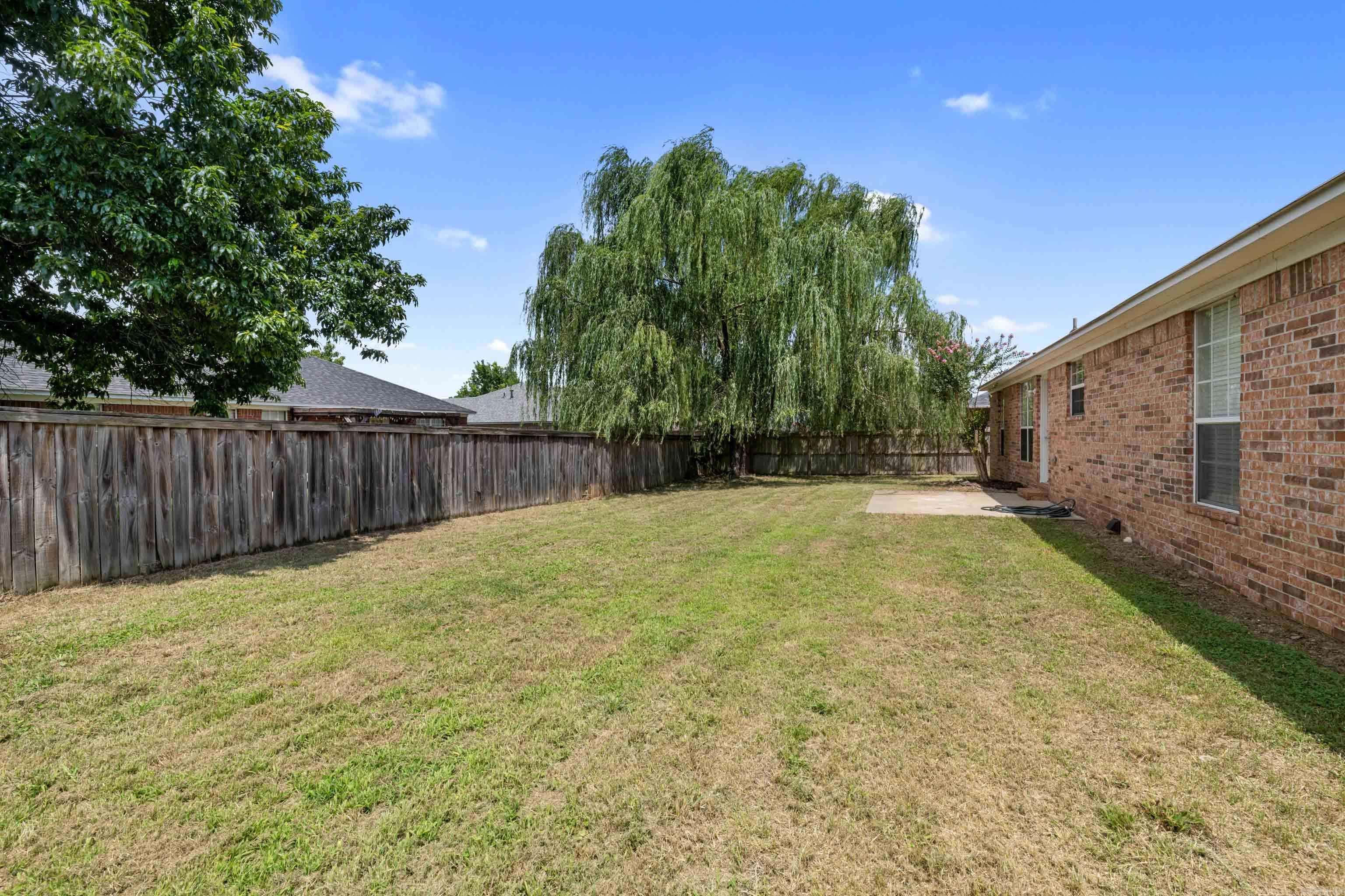 2760 York  Conway, AR
