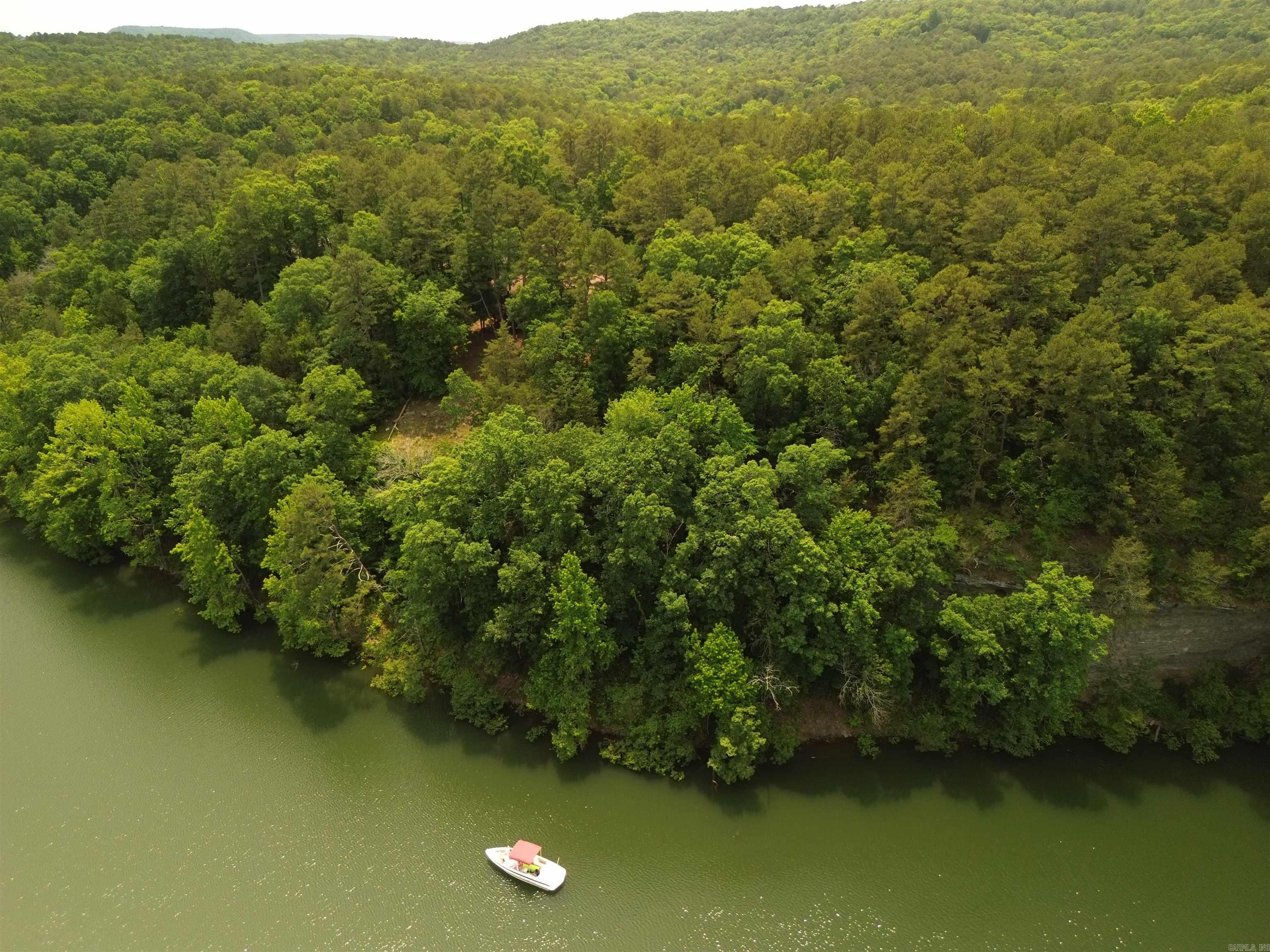 133 Meadowcliff Cir  Fairfield Bay, AR