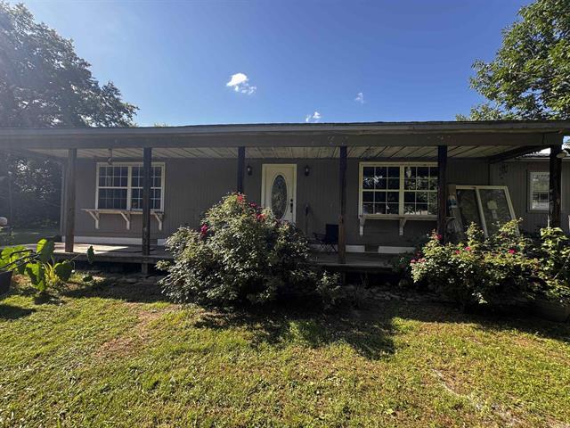 9052/9048  Highway 64  Hartman, AR