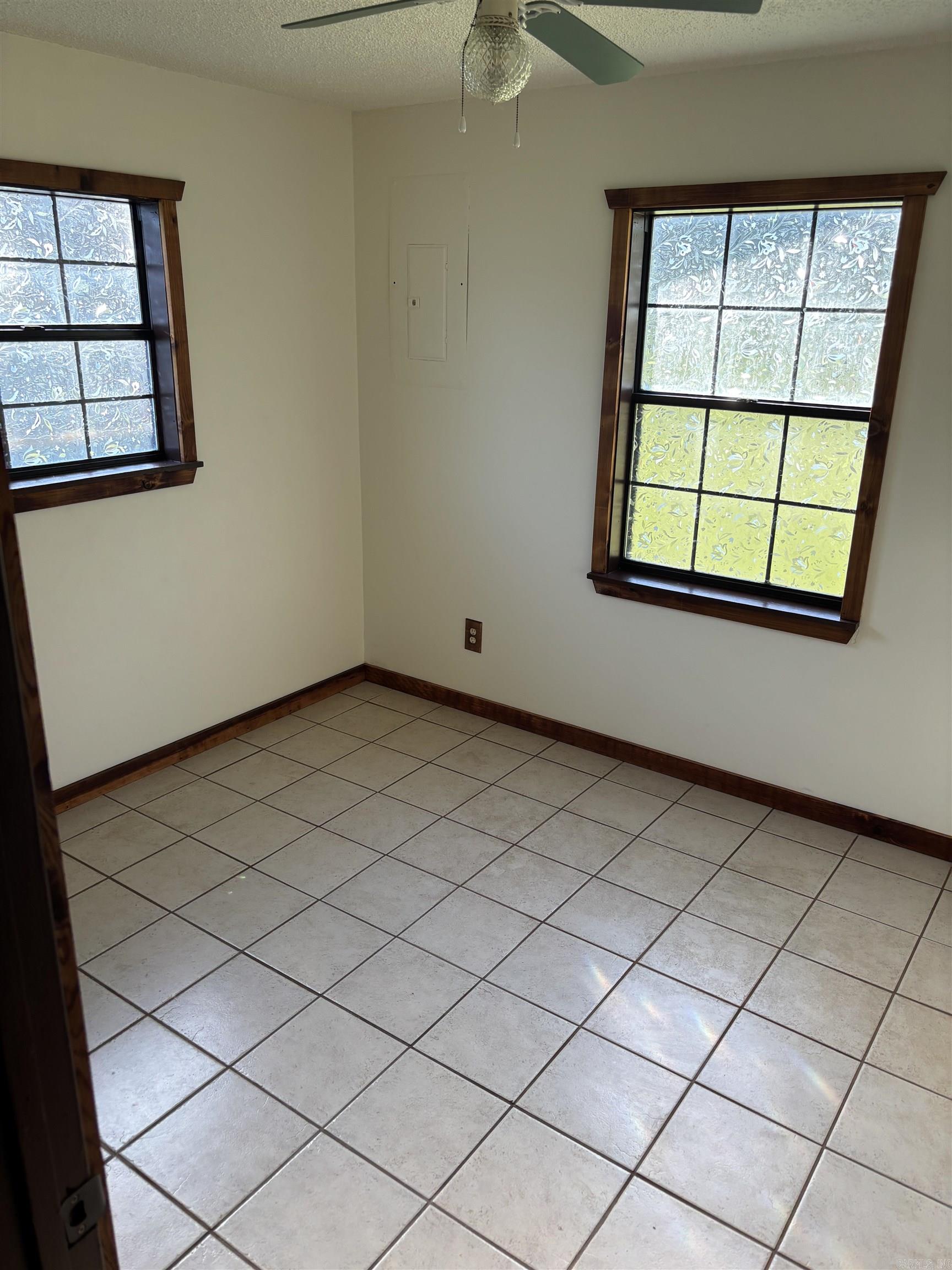225 County Road 5351 Ozone, AR 72854