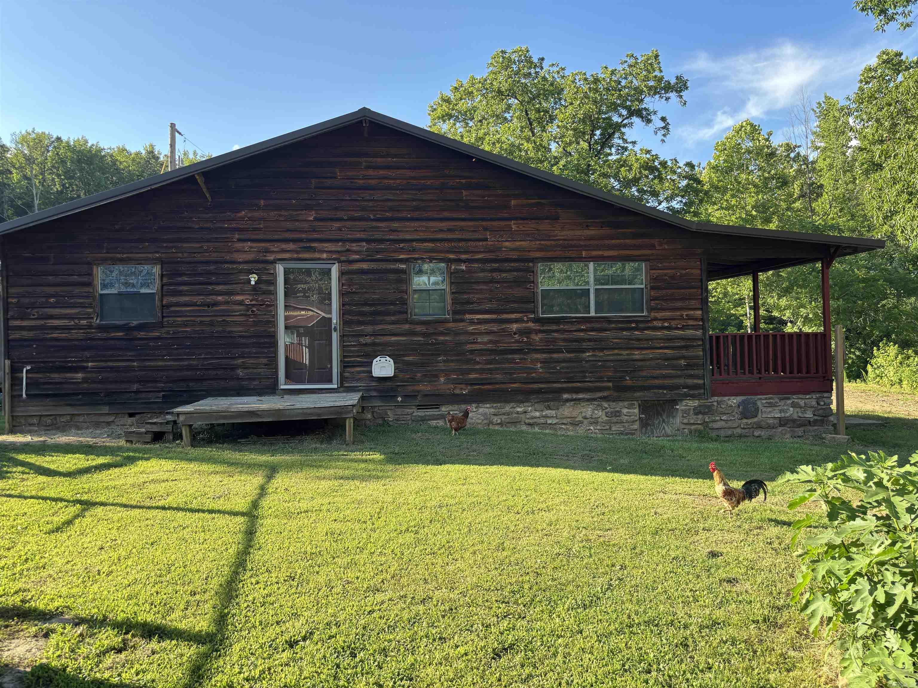 225 County Road 5351 Ozone, AR 72854
