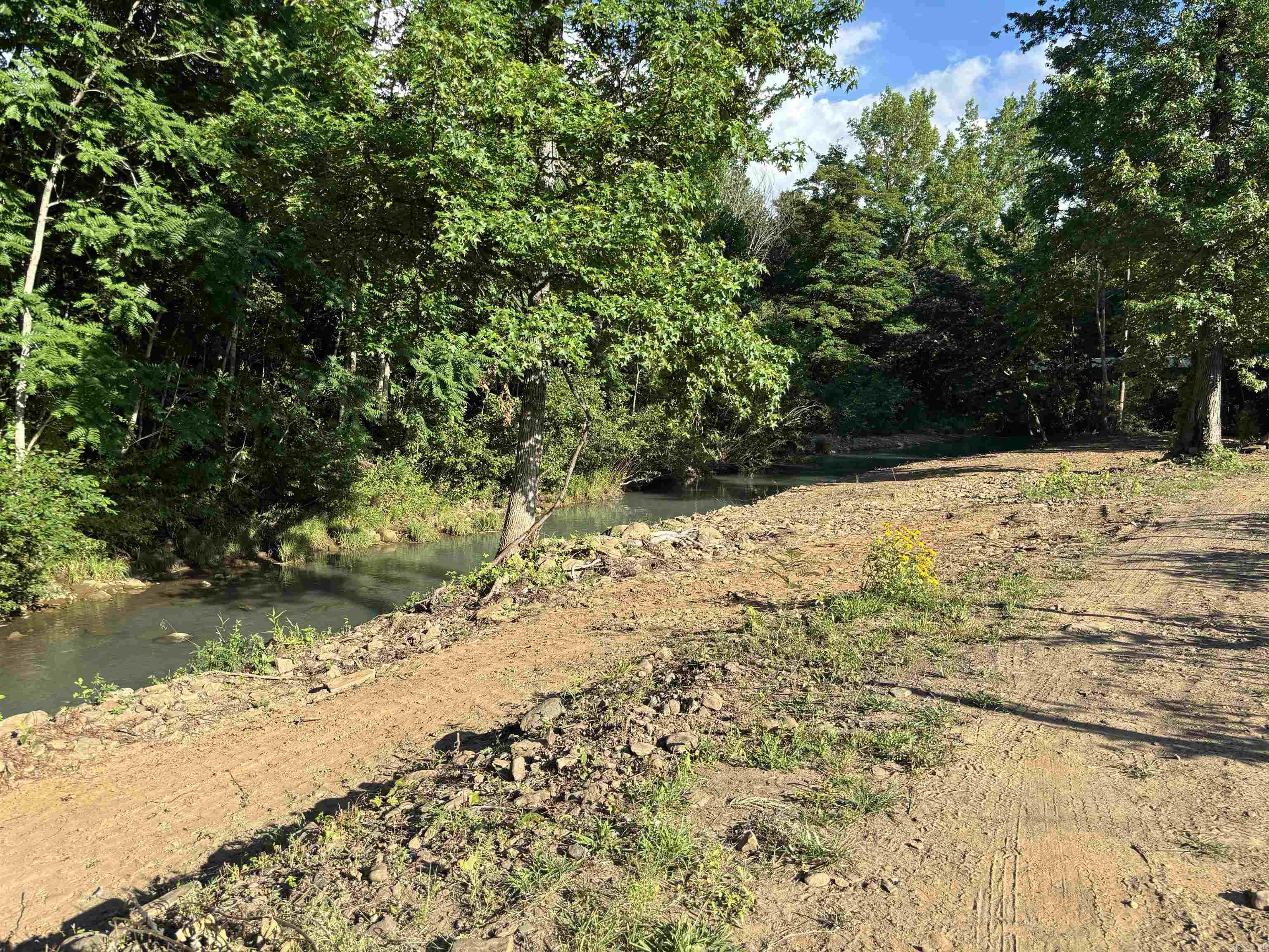 225 County Road 5351 Ozone, AR 72854