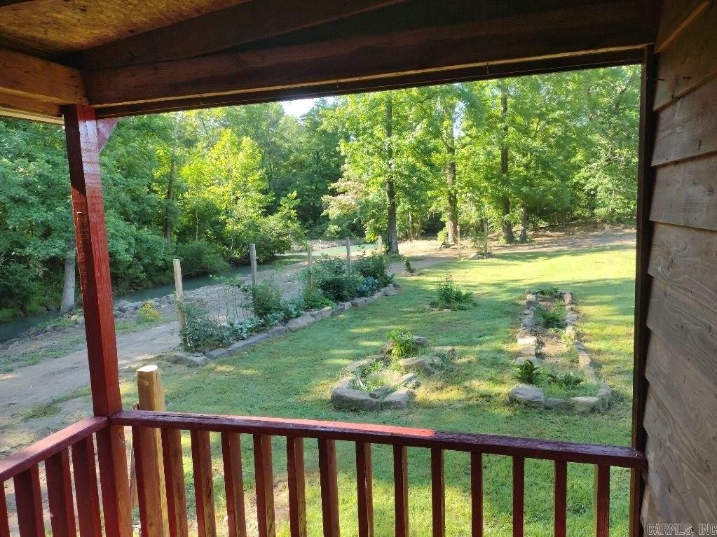 225 County Road 5351 Ozone, AR 72854