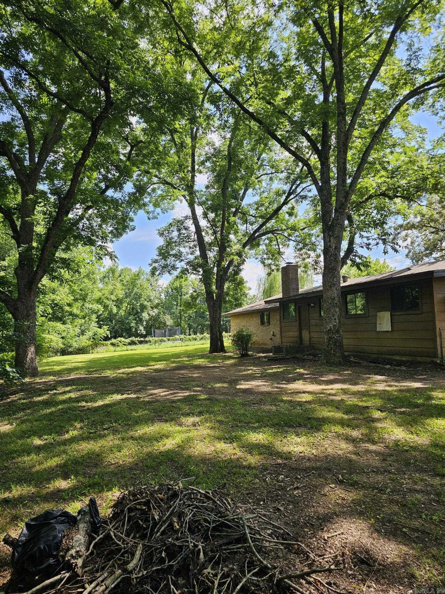 30 N Broadview  Greenbrier, AR