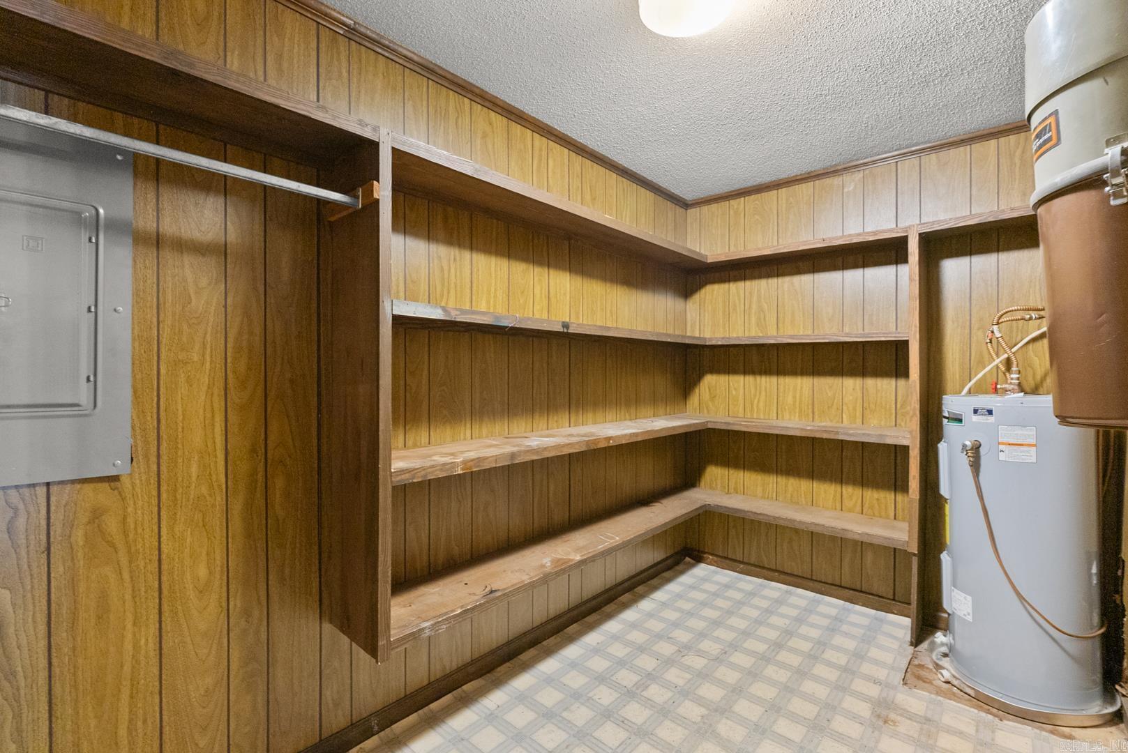 30 N Broadview  Greenbrier, AR