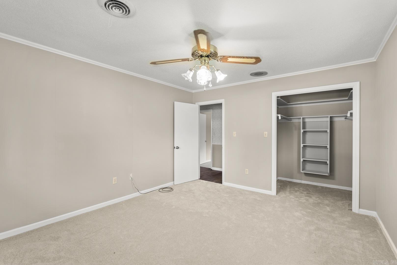 30 N Broadview  Greenbrier, AR