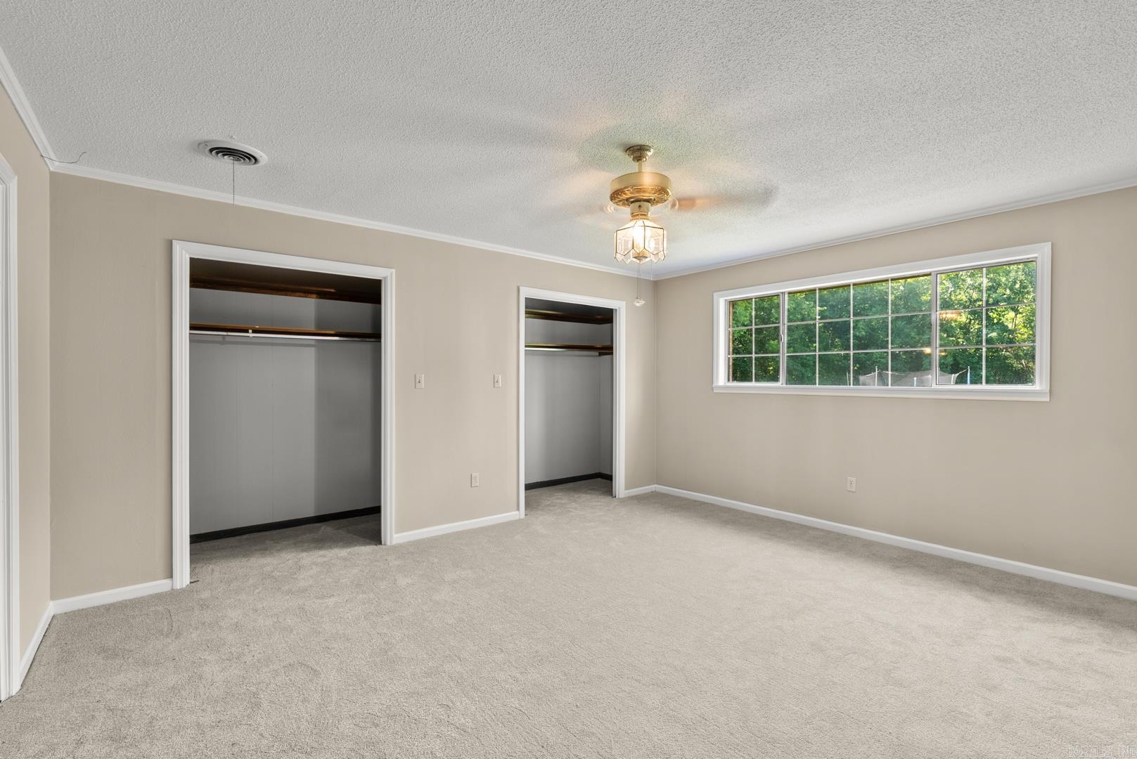 30 N Broadview  Greenbrier, AR