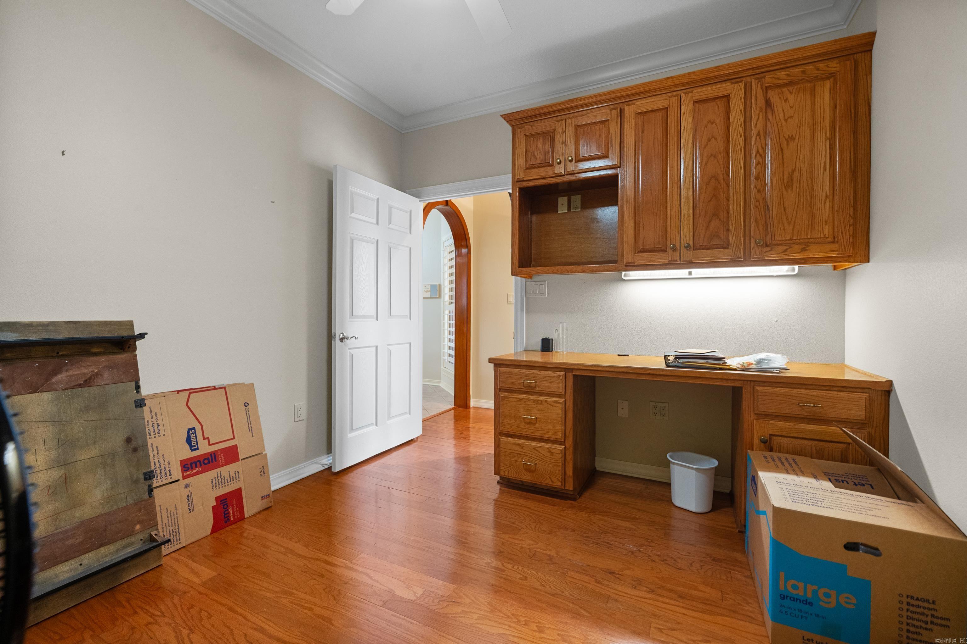 143 Earls Point Hot Springs, AR 71913