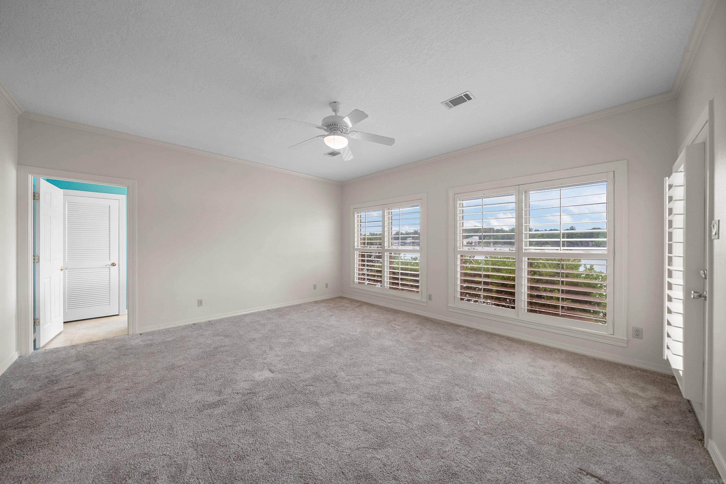 143 Earls Point Hot Springs, AR 71913