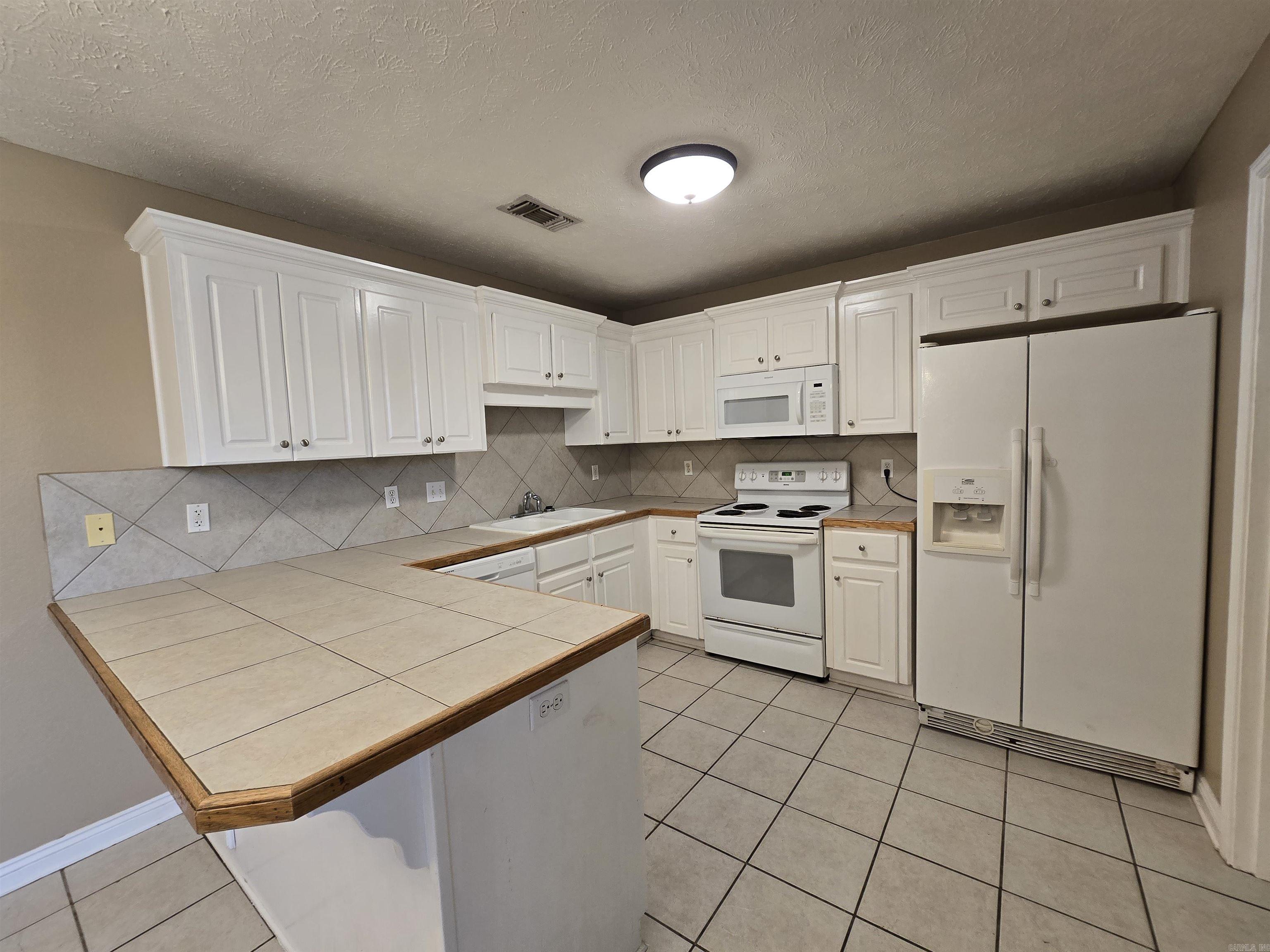 1208 Pinnacle Drive Jacksonville, AR 72076