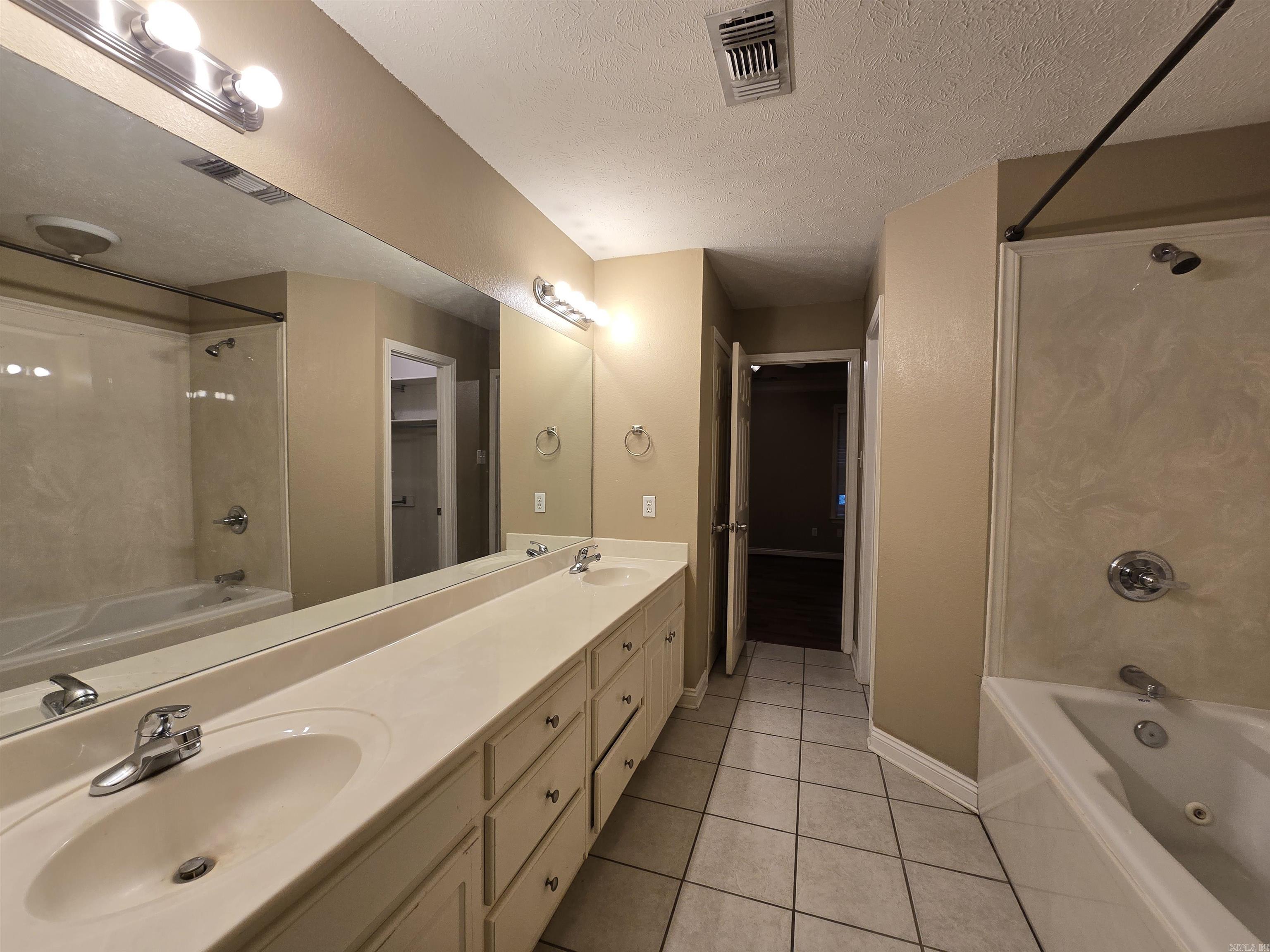 1208 Pinnacle Drive Jacksonville, AR 72076