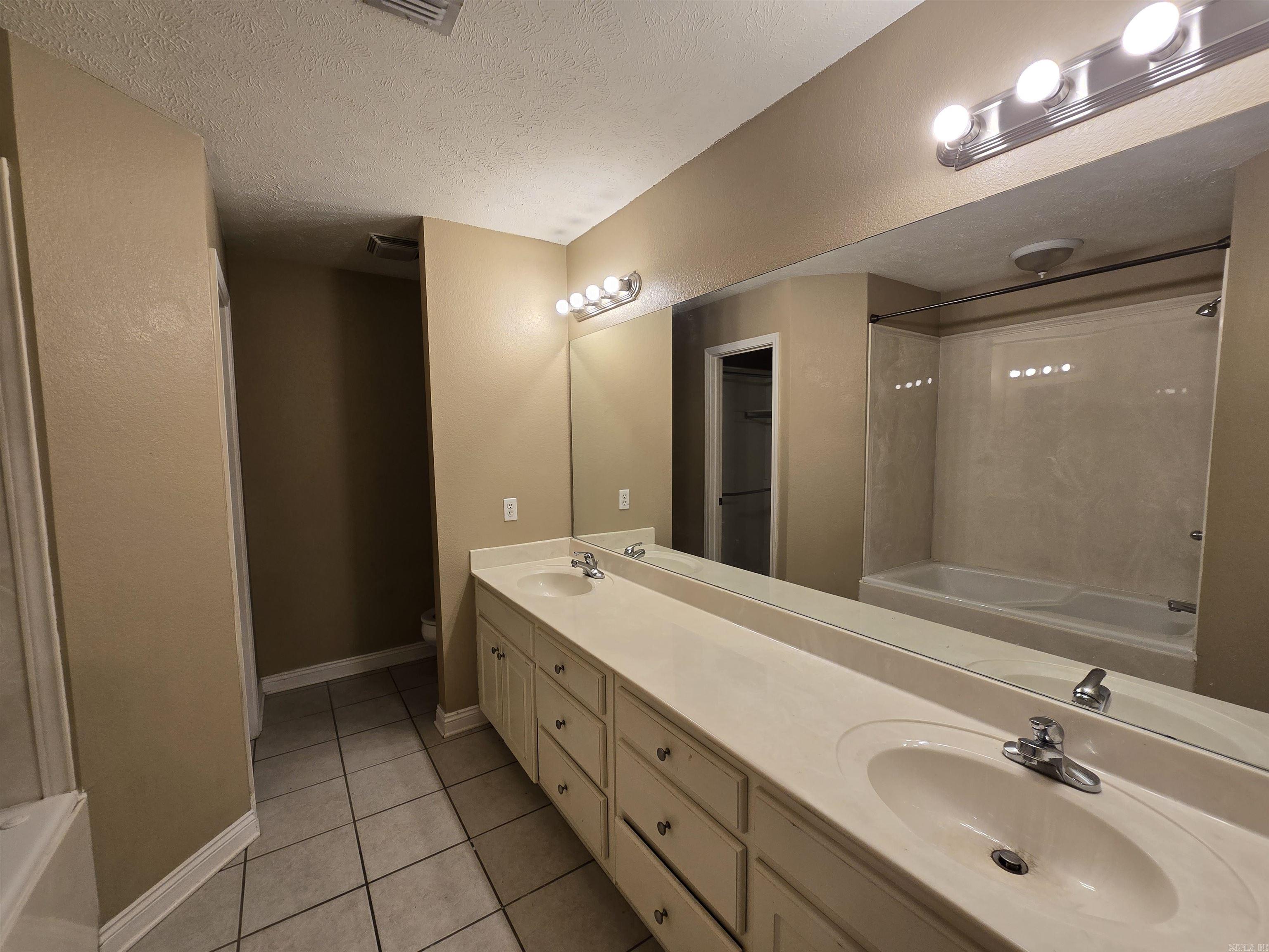 1208 Pinnacle Drive Jacksonville, AR 72076