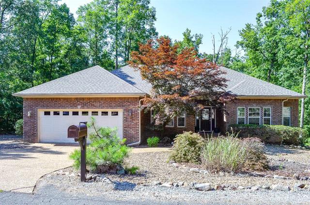 10  Sacedon Way  Hot Springs Village, AR