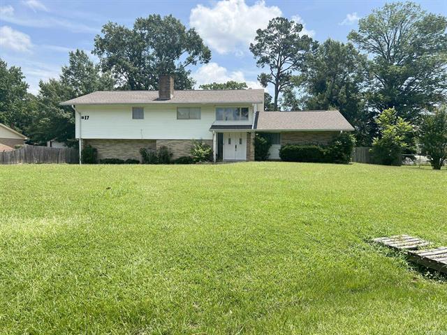 17 Hagan  Drive  Pine Bluff, AR