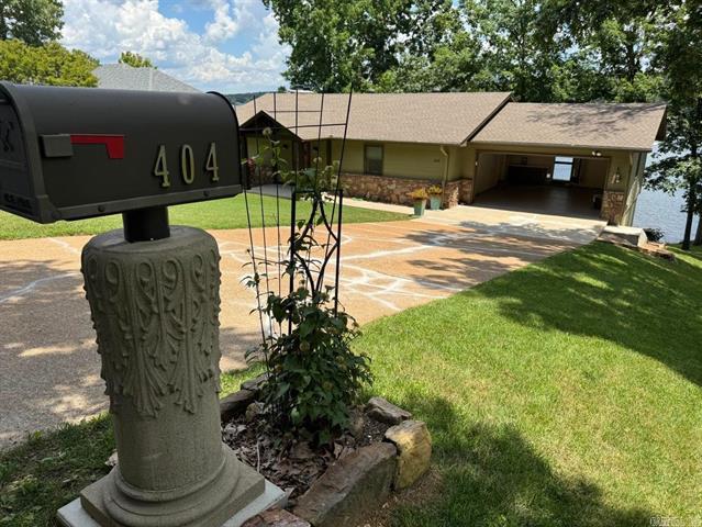 404  Isabelle  Horseshoe Bend, AR