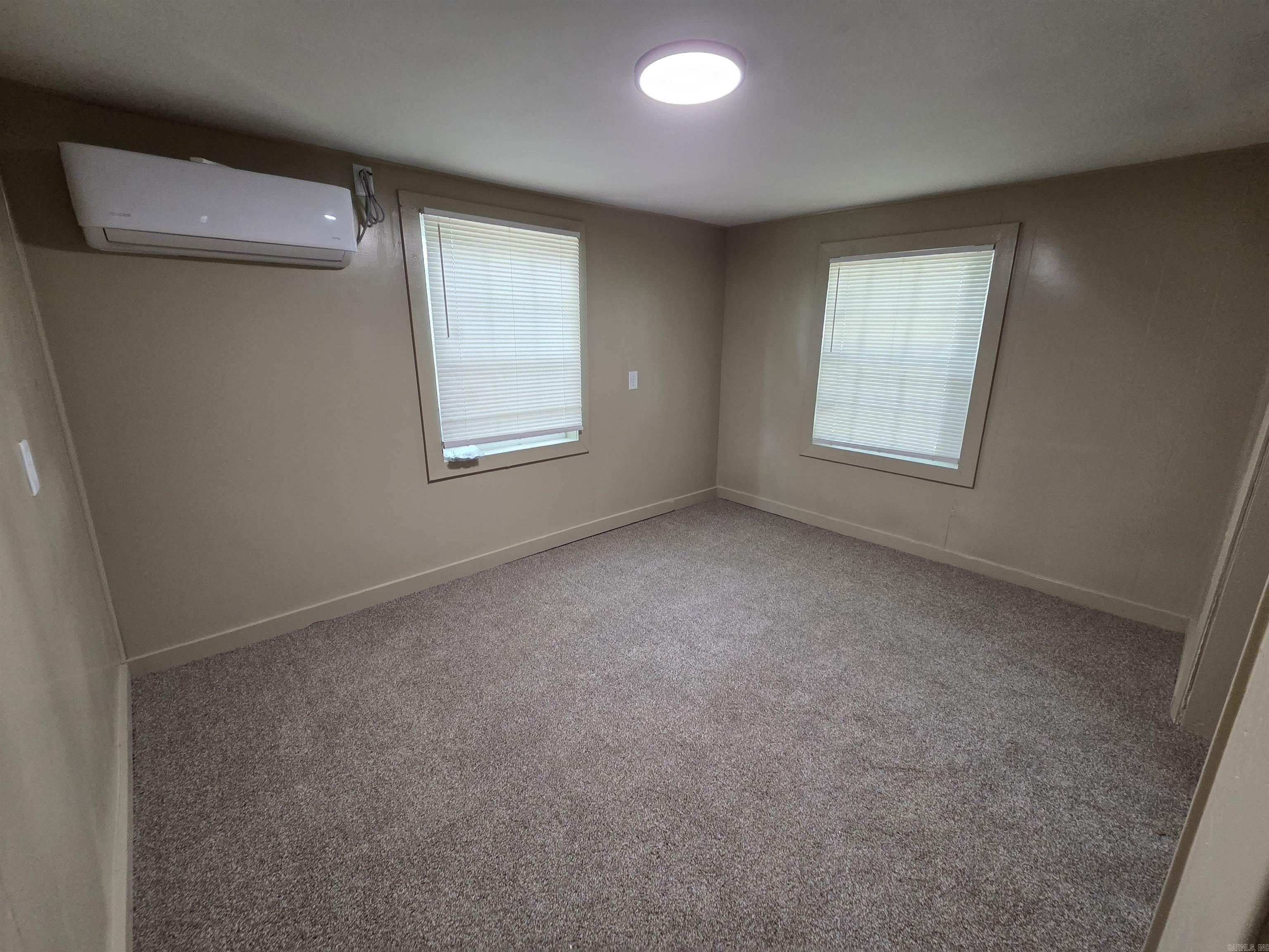 1012 N Lowe St  Stuttgart, AR